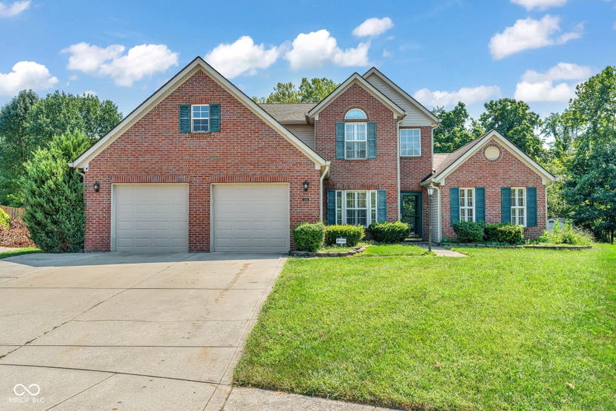 Property photo for 216 Creekview Circle, Mooresville, IN