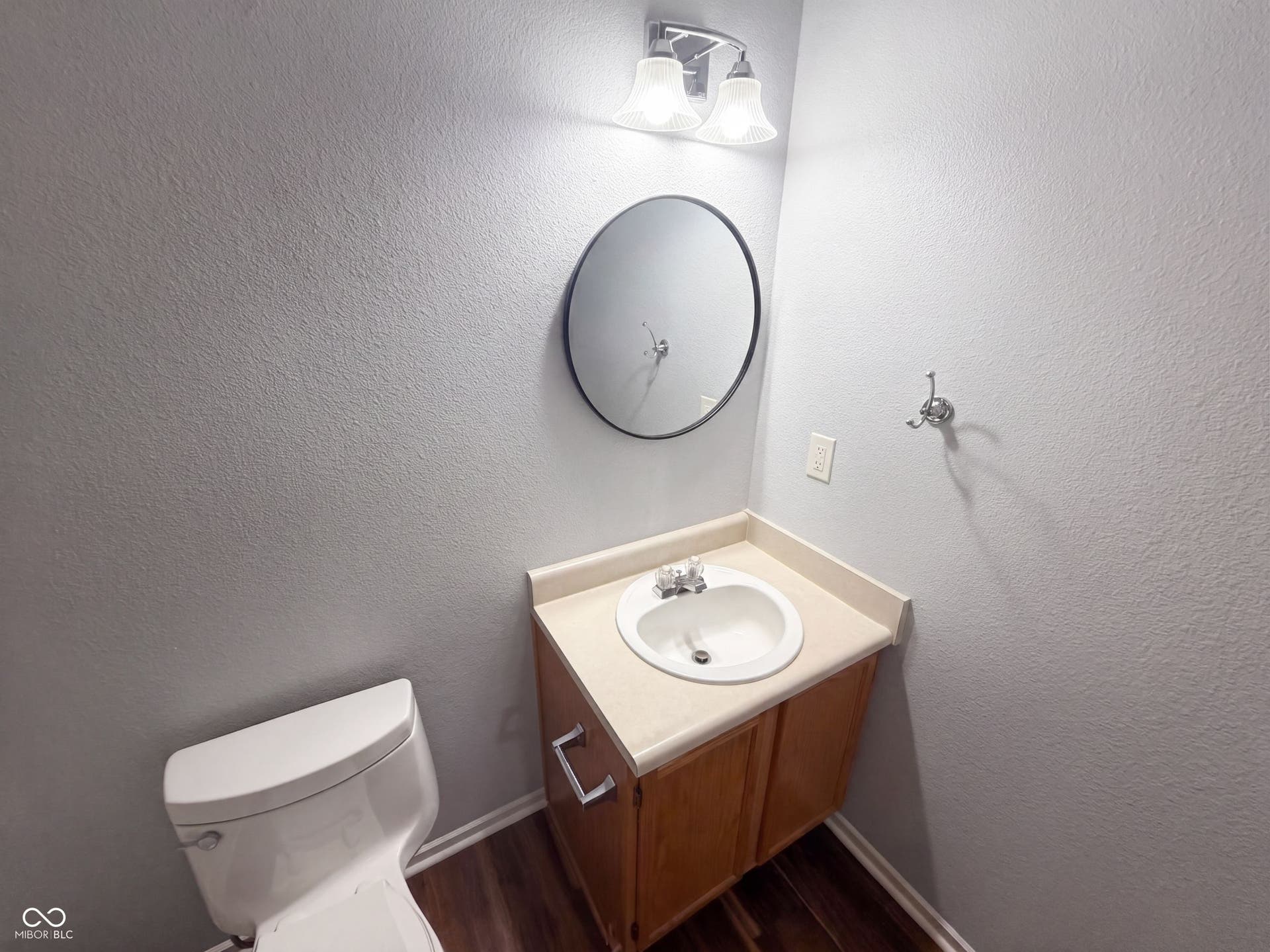 14301 Weeping Cherry Drive, Fishers, IN 46038 14301 Weeping Cherry Drive, Fishers, IN 46038