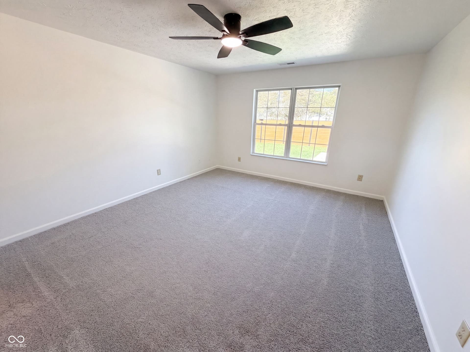 2018 Oakbrooke Court, Avon, IN 46123 2018 Oakbrooke Court, Avon, IN 46123
