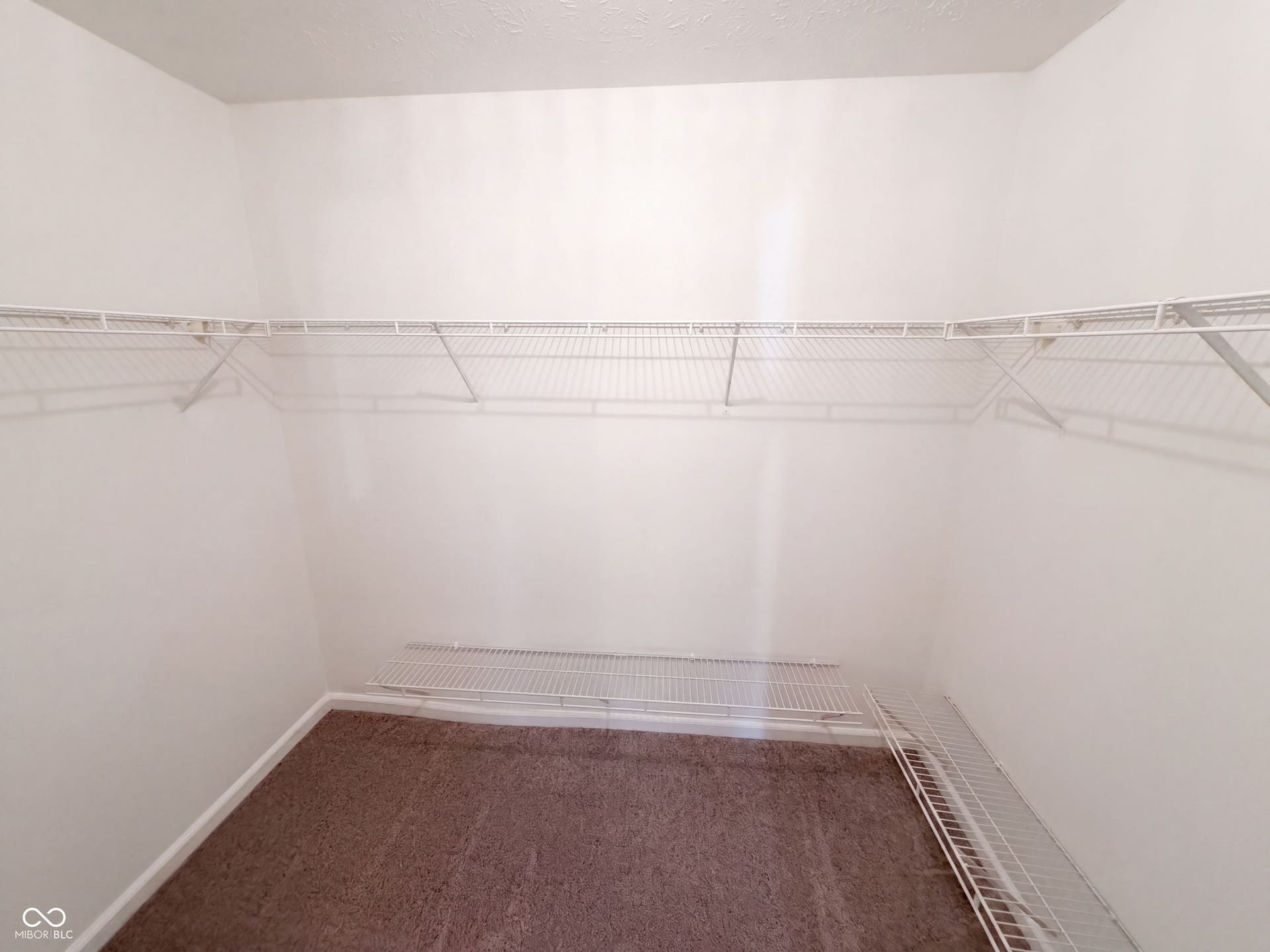 2018 Oakbrooke Court, Avon, IN 46123 2018 Oakbrooke Court, Avon, IN 46123