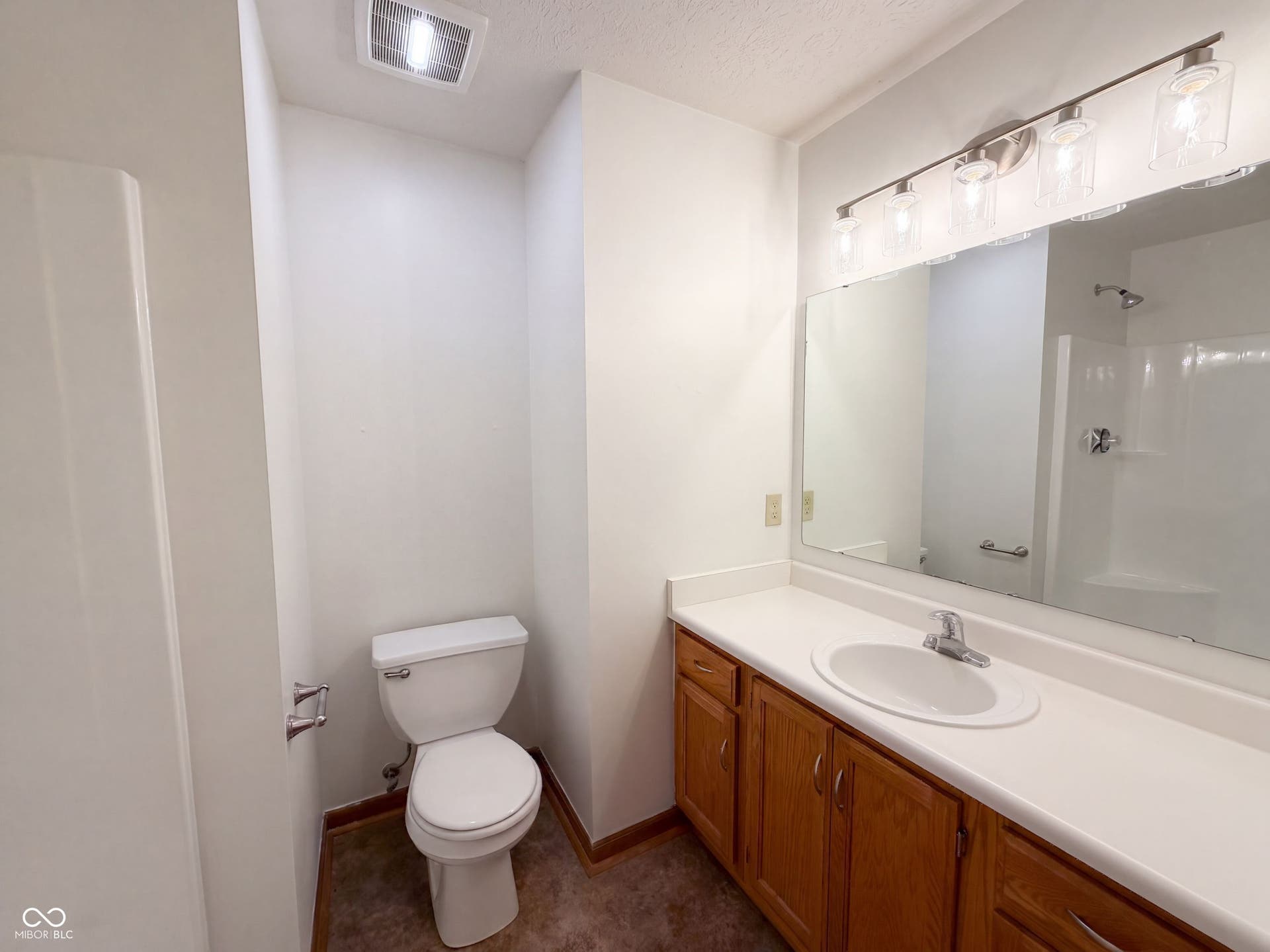 10048 Ironway Drive, Indianapolis, IN 46239