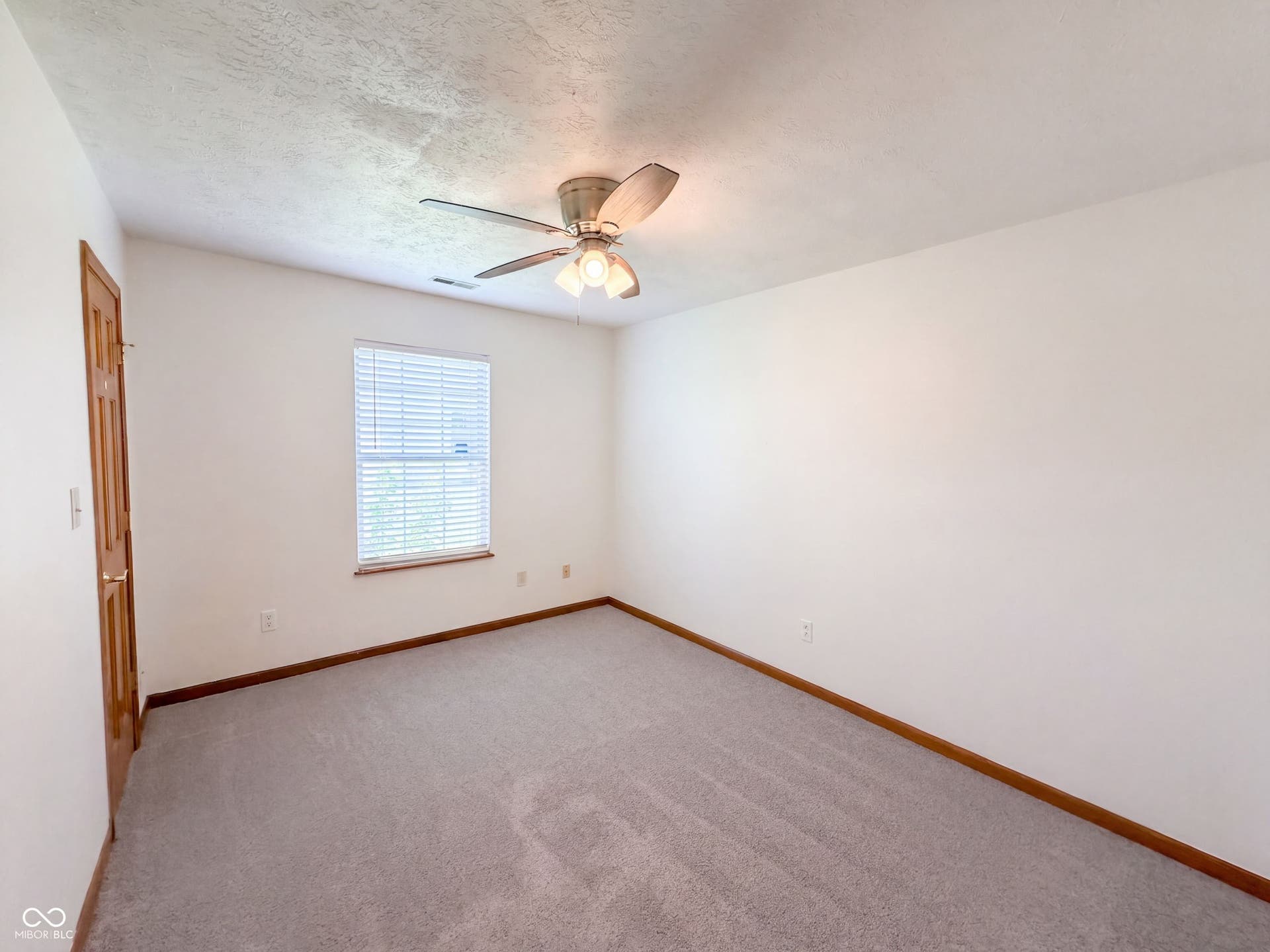 10048 Ironway Drive, Indianapolis, IN 46239