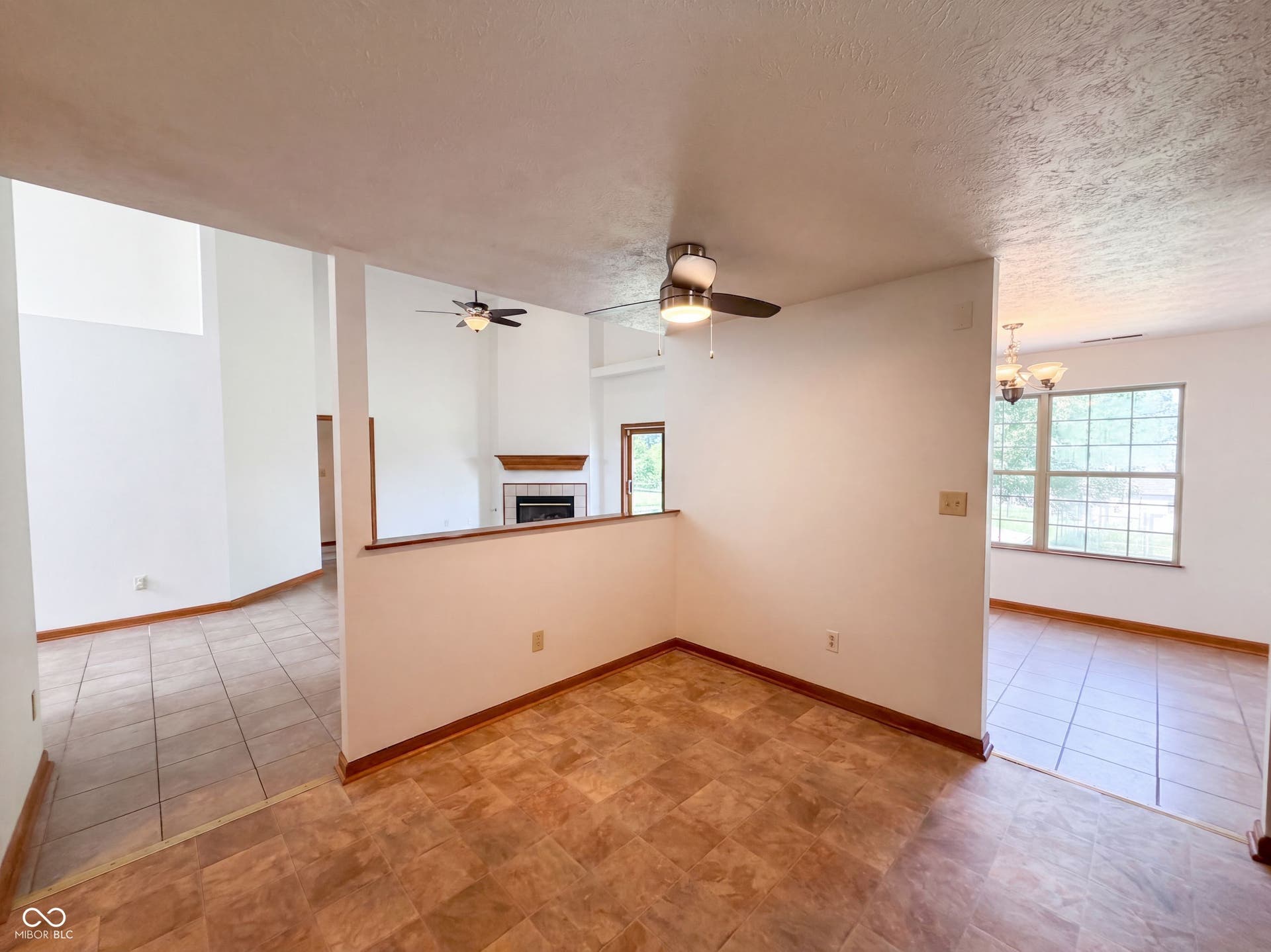 10048 Ironway Drive, Indianapolis, IN 46239
