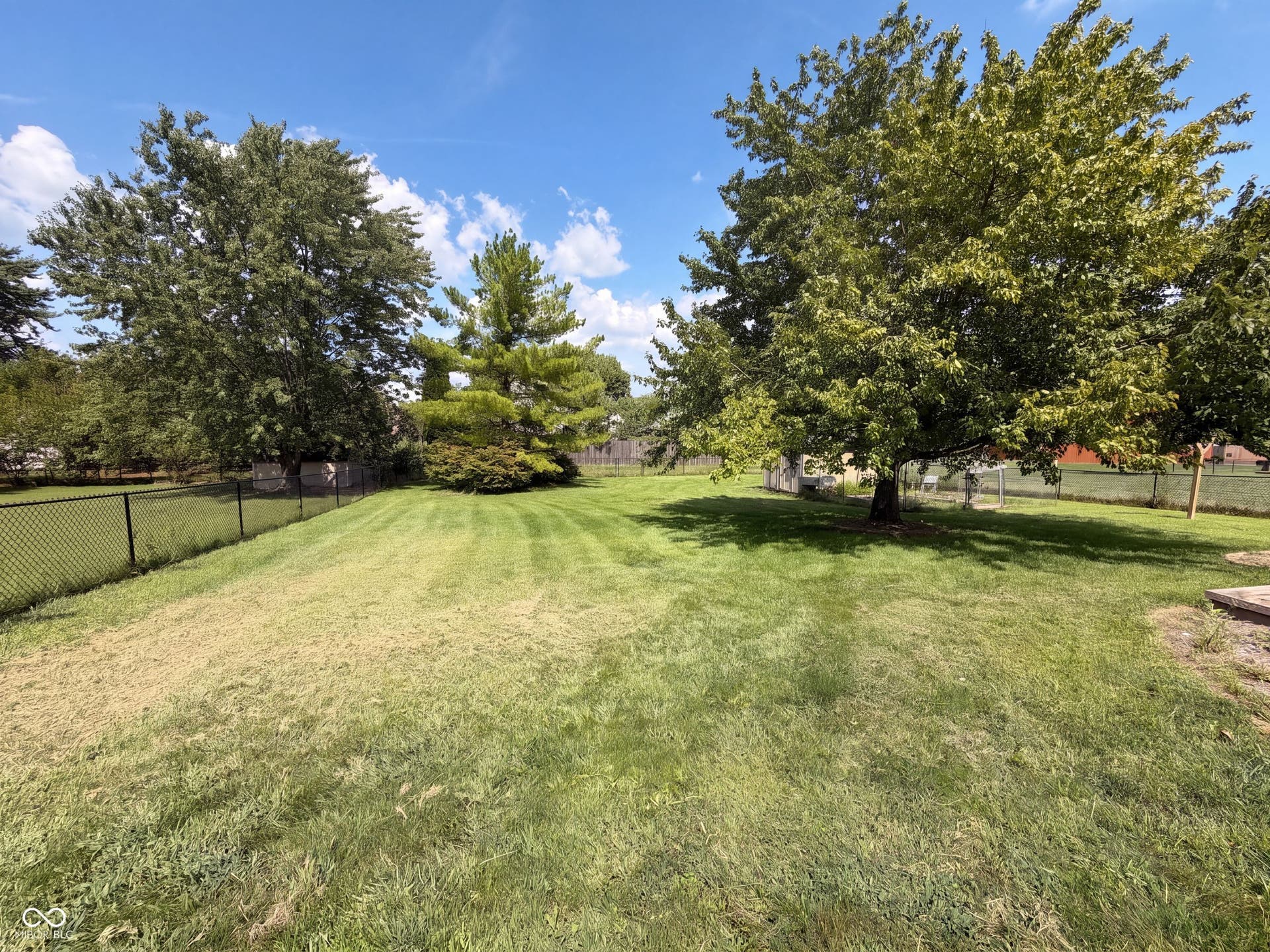 10048 Ironway Drive, Indianapolis, IN 46239