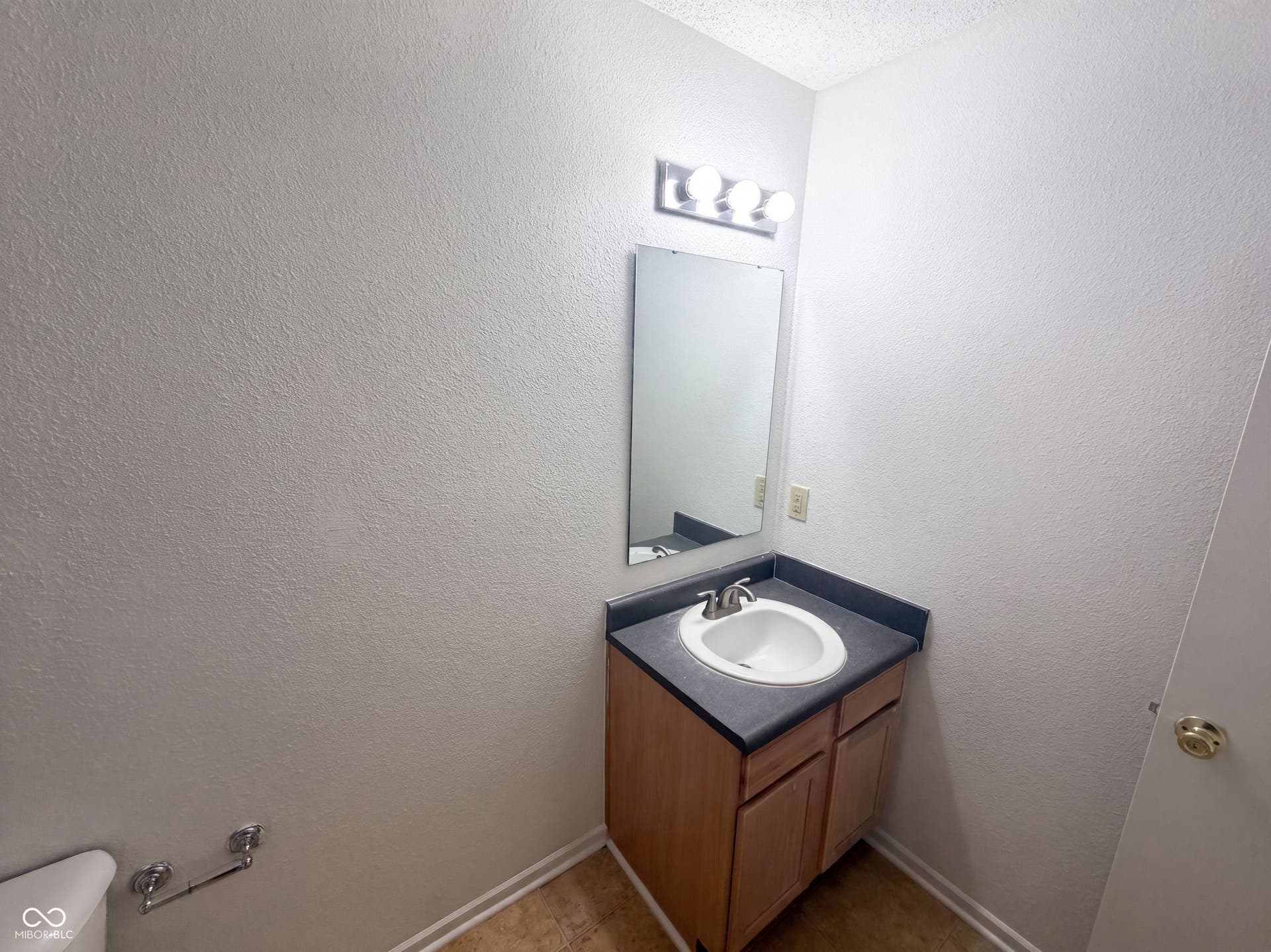 15294 Clear Street, Noblesville, IN 46060 15294 Clear Street, Noblesville, IN 46060