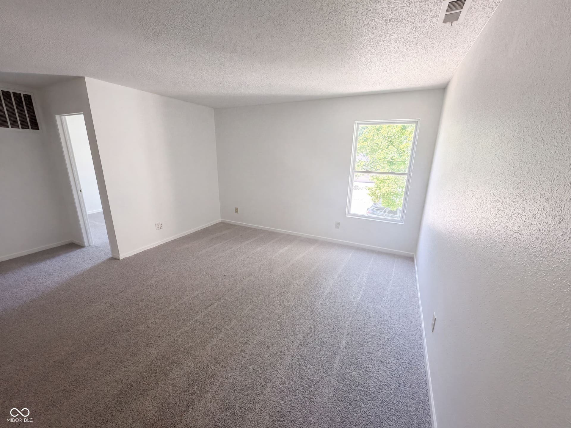 15294 Clear Street, Noblesville, IN 46060 15294 Clear Street, Noblesville, IN 46060