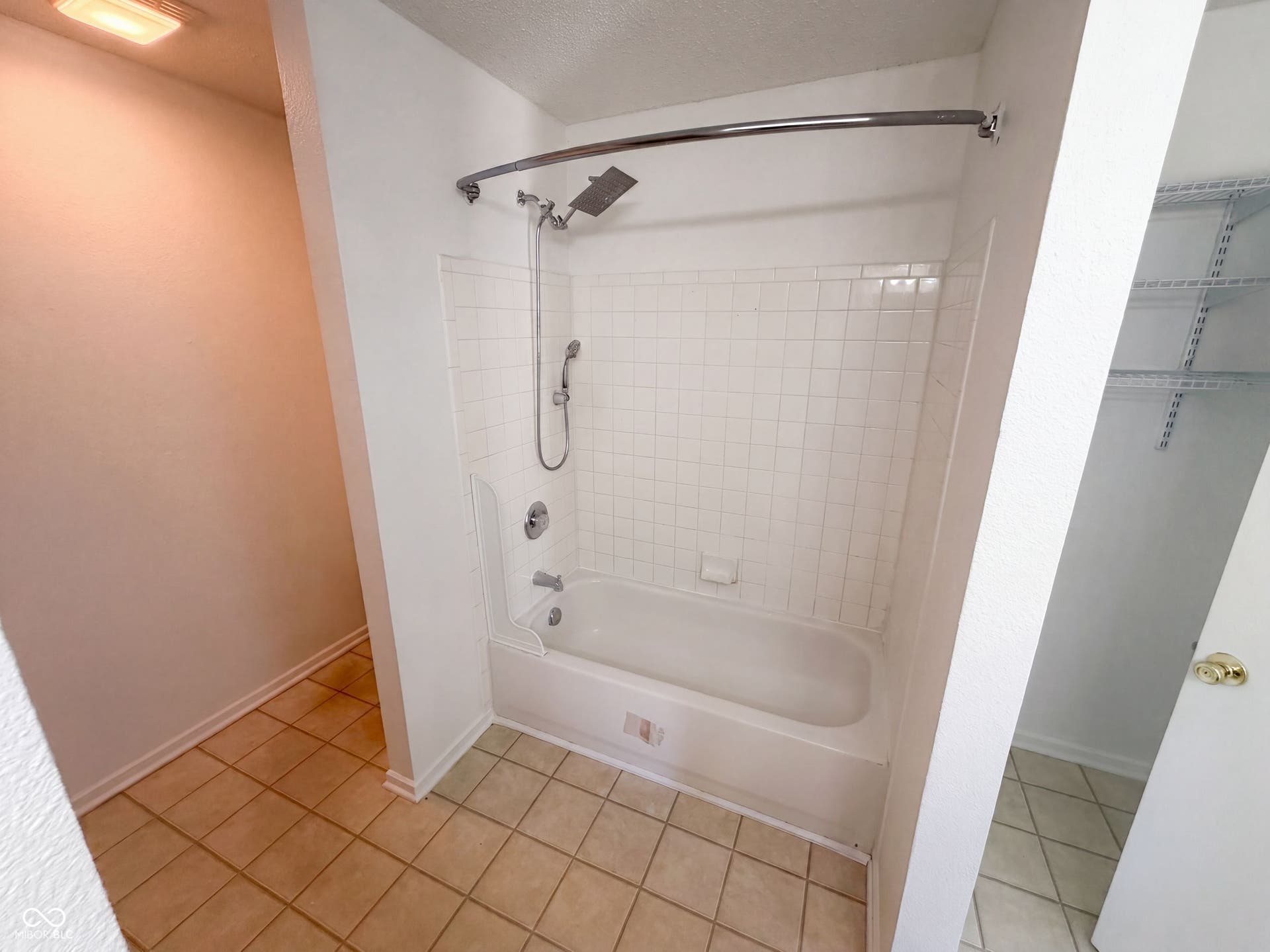 15294 Clear Street, Noblesville, IN 46060 15294 Clear Street, Noblesville, IN 46060