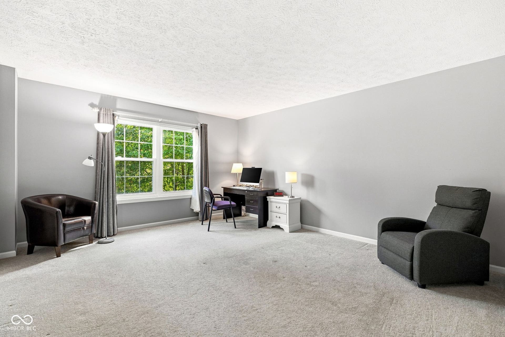 Large guest bedroom #2 with walk in closet