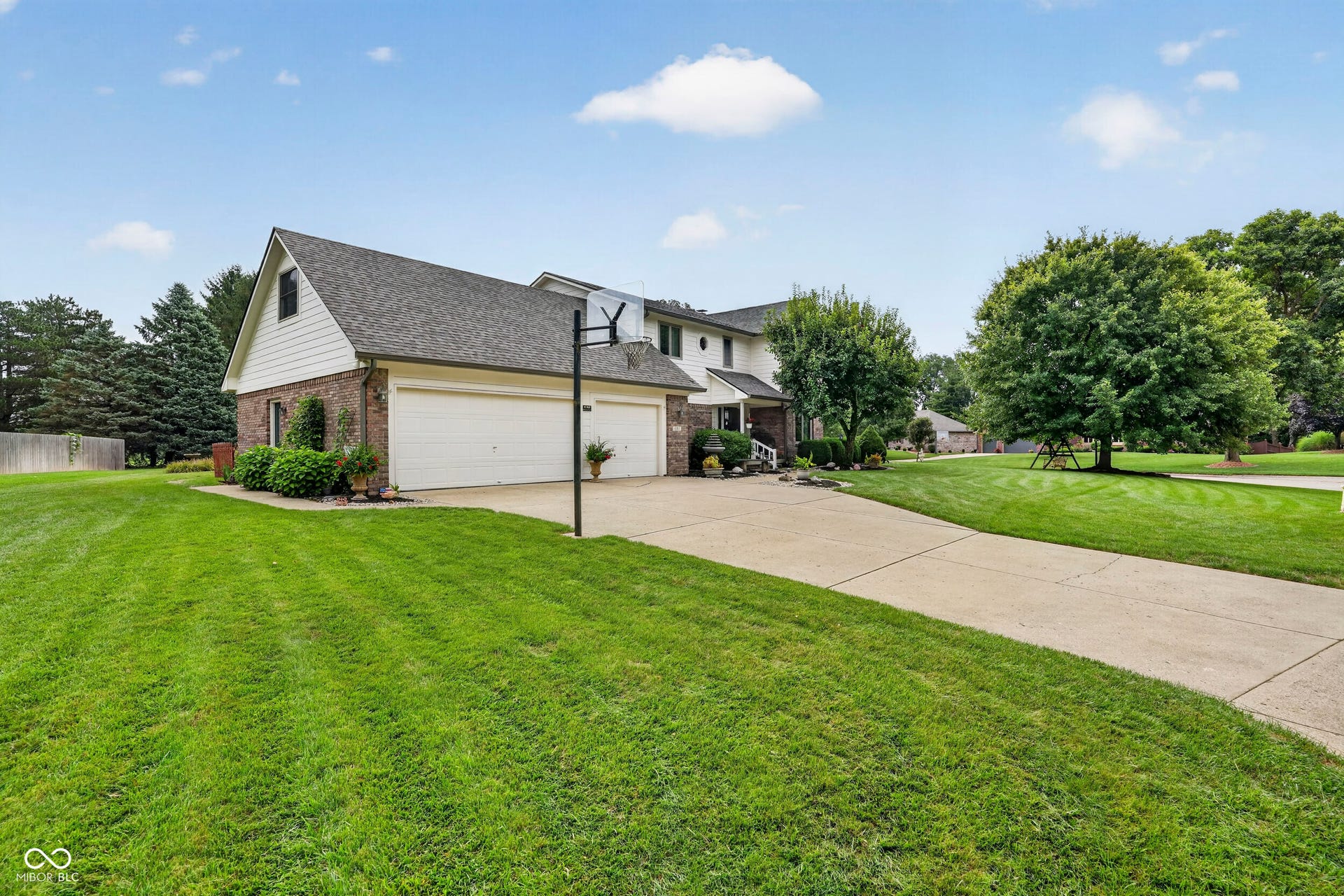 4182 Millstream Road, Greenwood, IN 46143