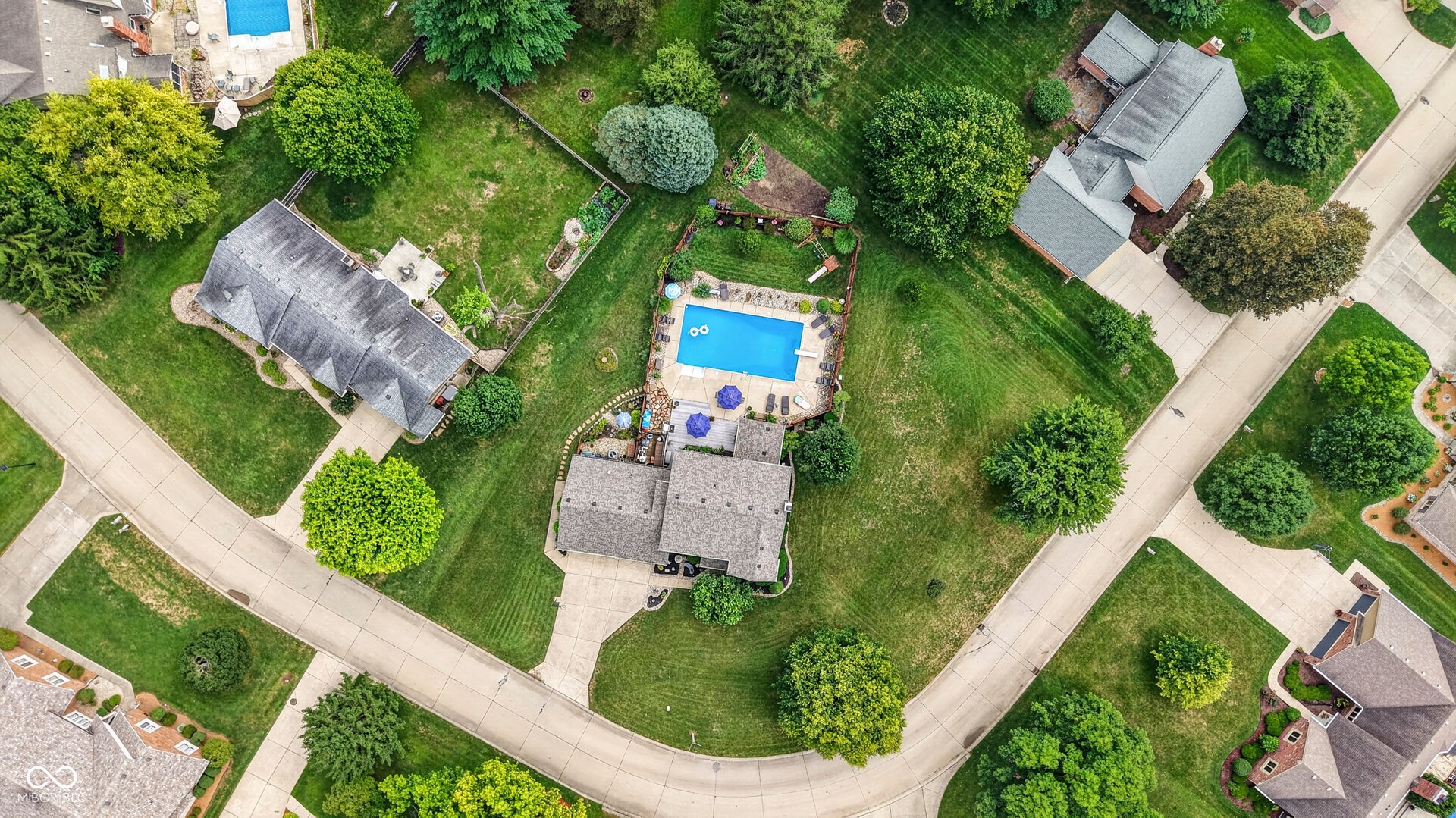 4182 Millstream Road, Greenwood, IN 46143