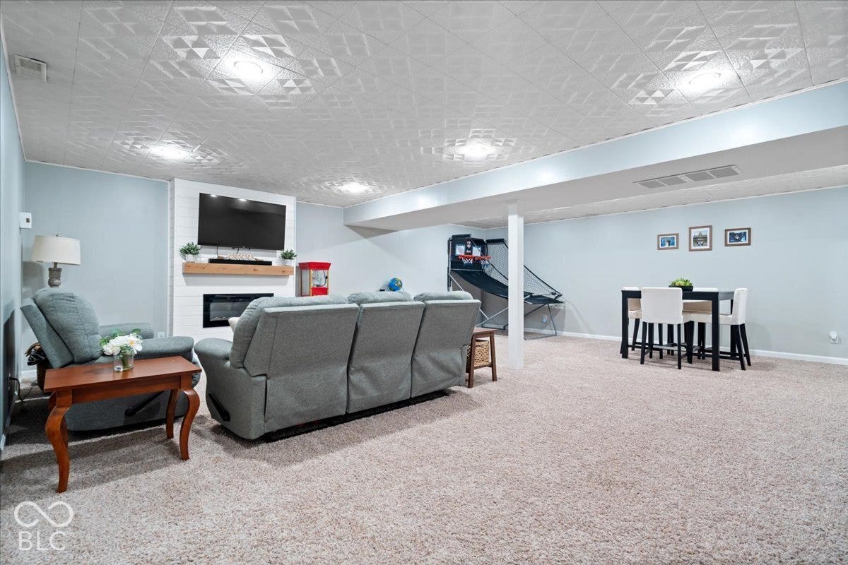 10774 Brixton Lane, Fishers, IN 46037