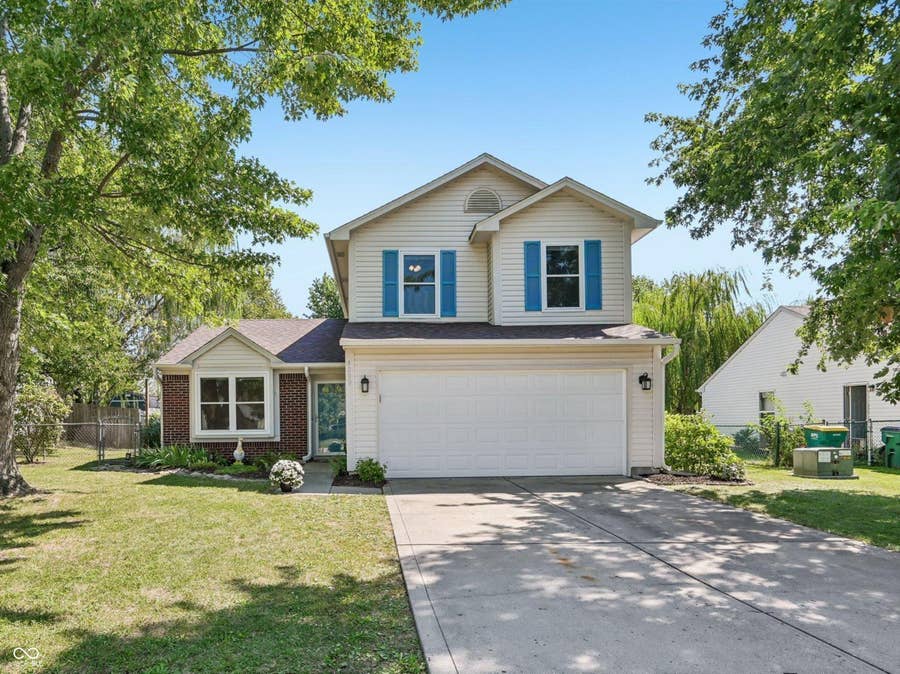 Property photo for 4039 Magnolia Drive, Franklin, IN