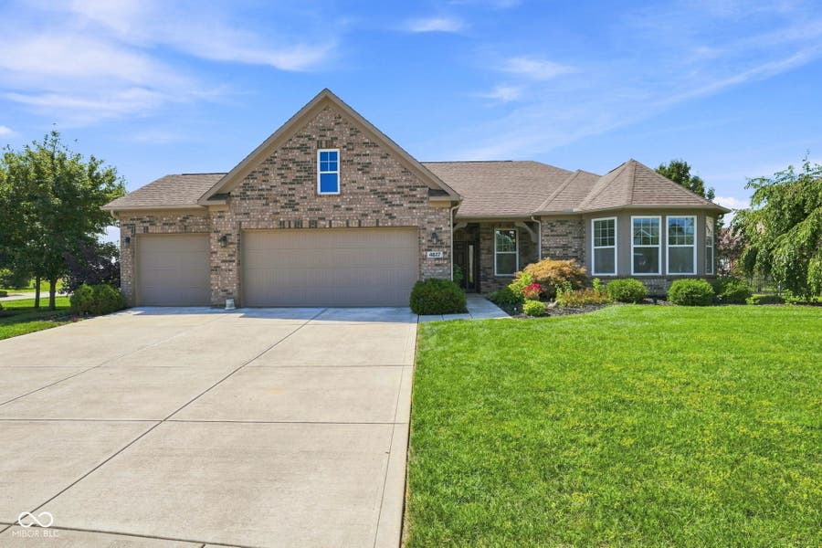 Property photo for 4617 Rainbow Row, Greenwood, IN