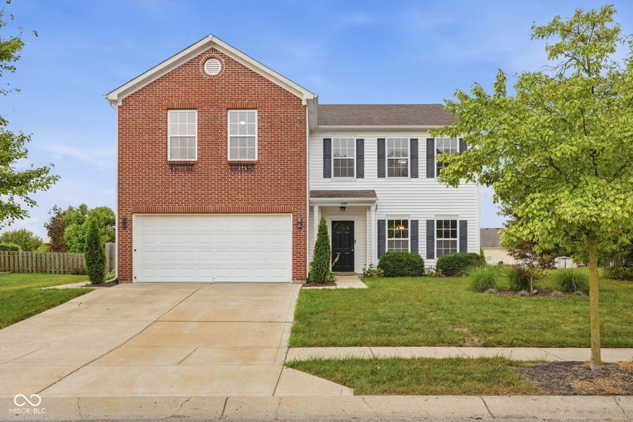 Property photo for 1102 Maple Run Drive, Sheridan, IN