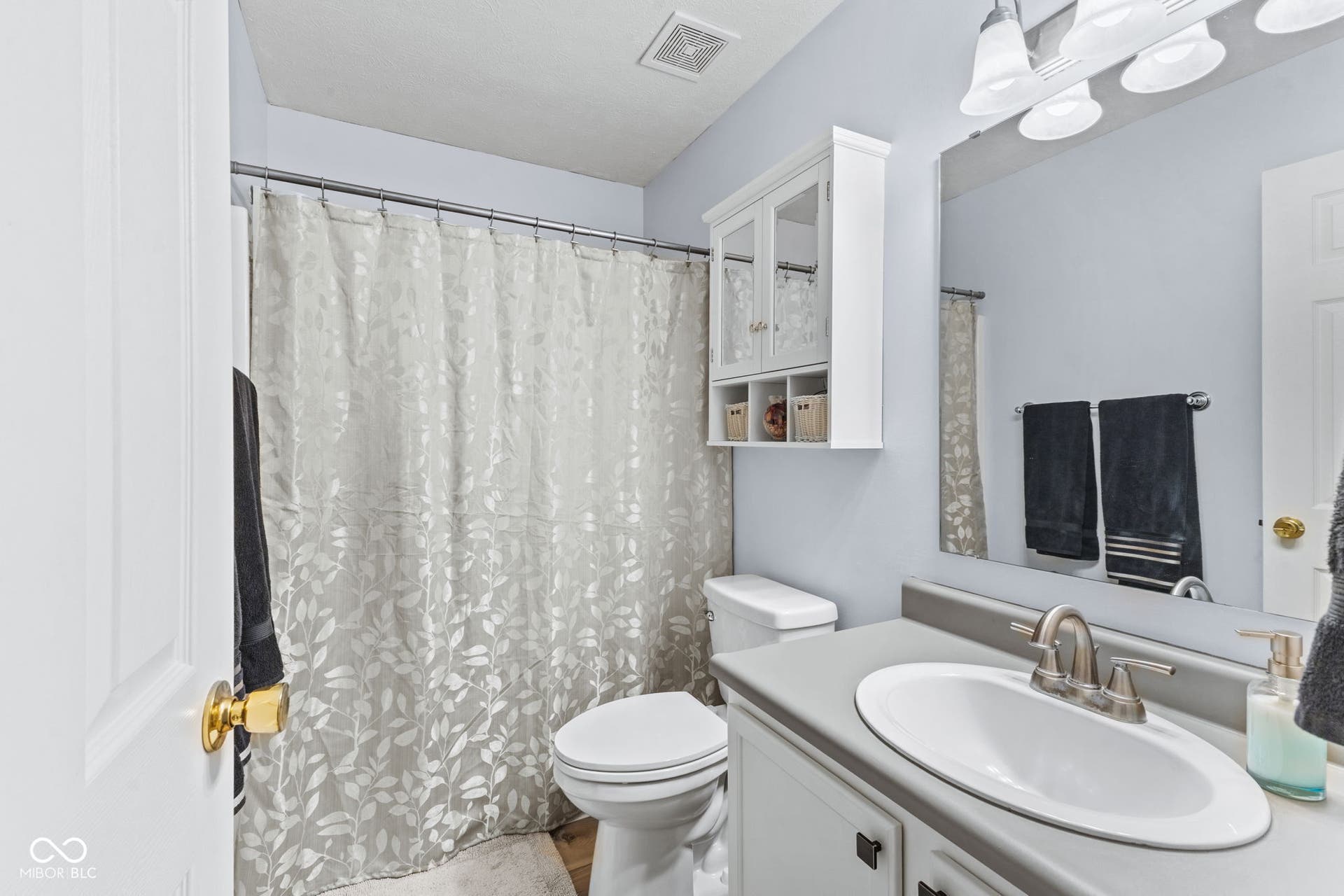 3020 Shadow Lake Drive, Indianapolis, IN 46217
