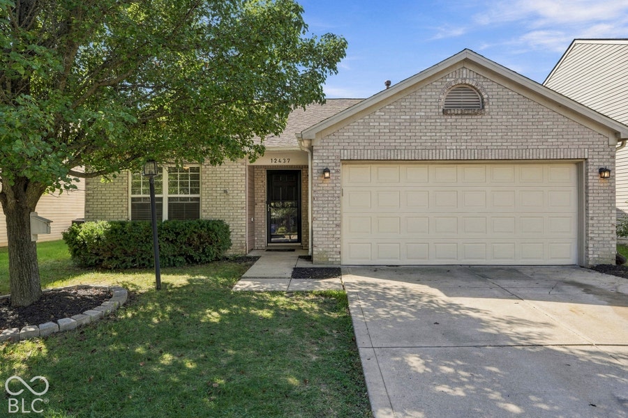 Property photo for 12437 Deerview Drive, Noblesville, IN