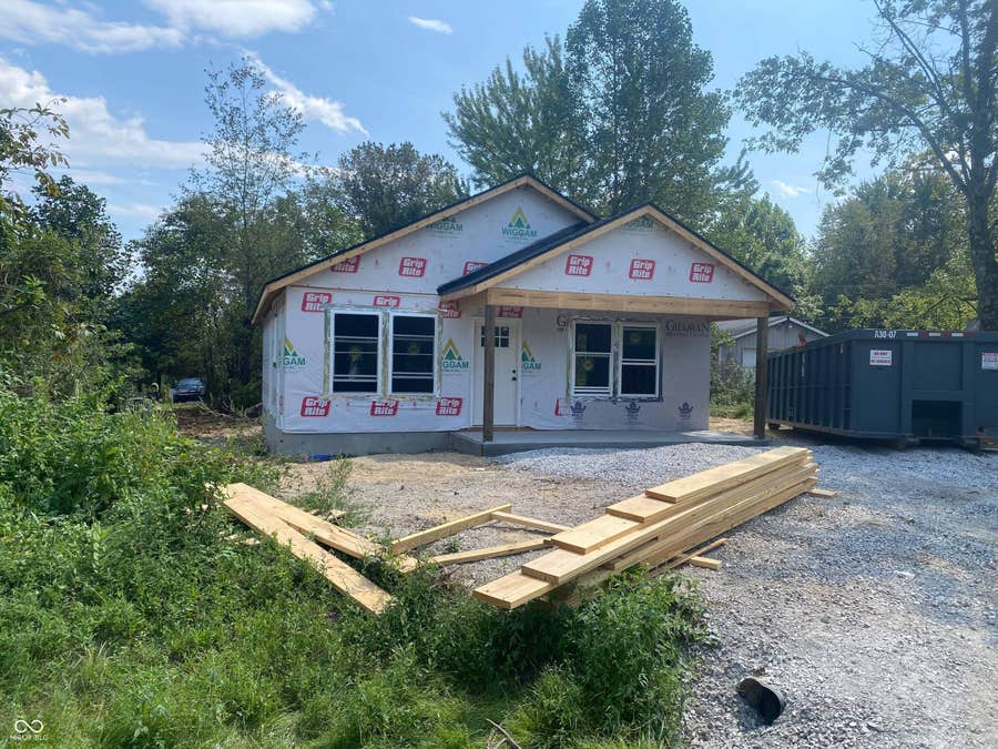 Property photo for 1890 Londondary Way, North Vernon, IN