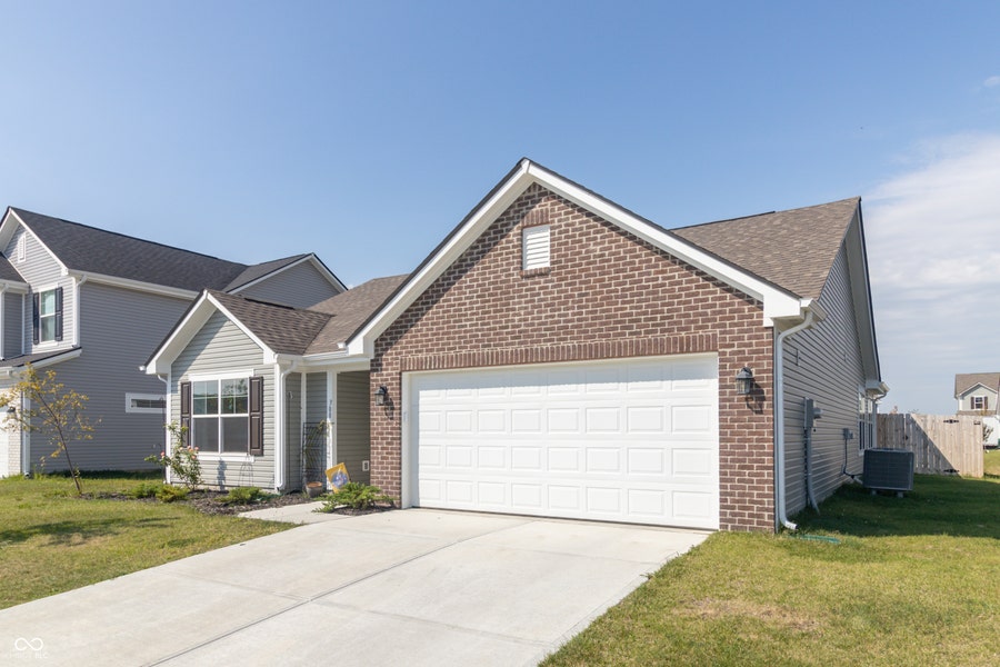 Property photo for 308 Briar Path Drive, Greenfield, IN