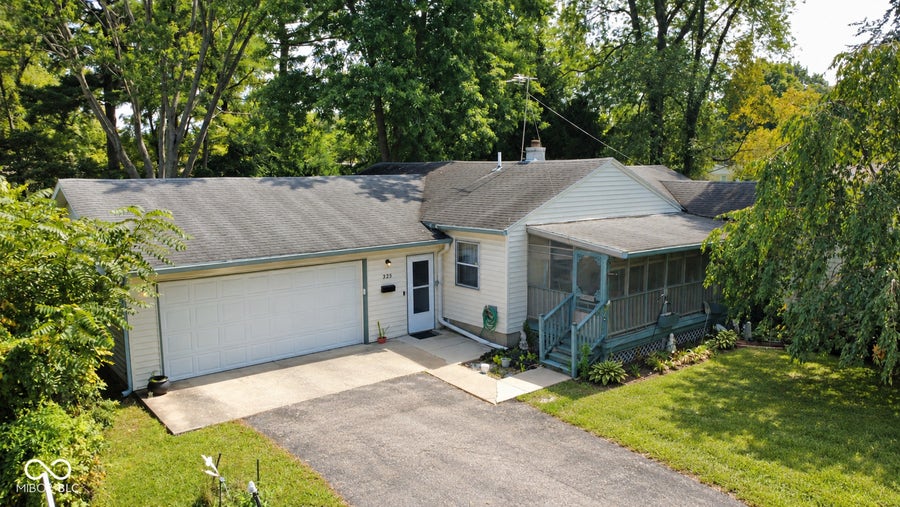 Property photo for 325 N Jefferson Street, Brownsburg, IN