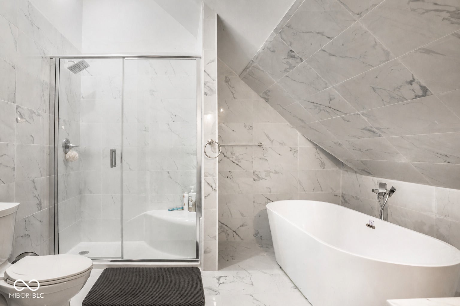 5145 Michigan Road, Indianapolis, IN 46228 Large walk in shower.