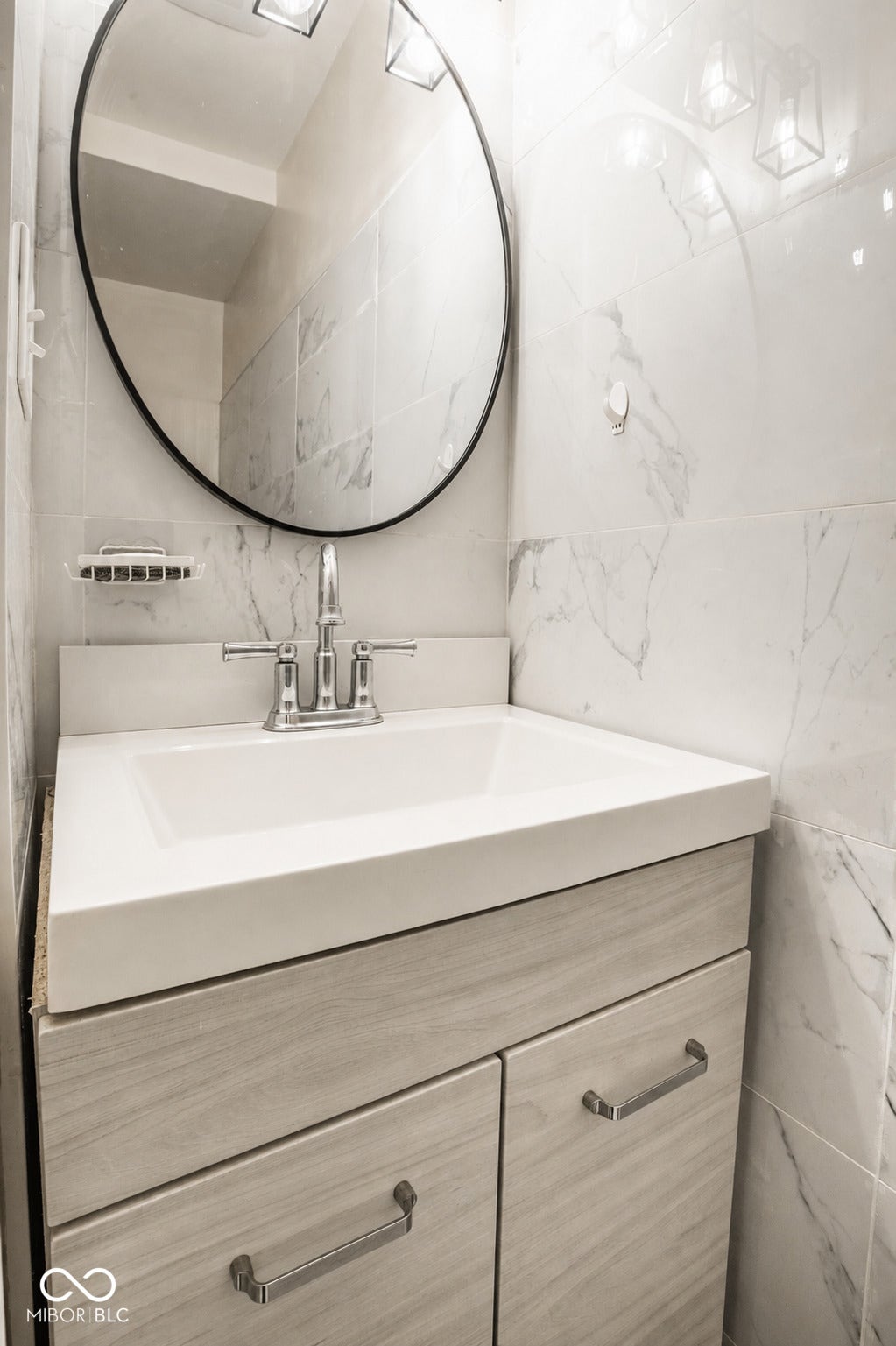 5145 Michigan Road, Indianapolis, IN 46228 Main level Powder Room.