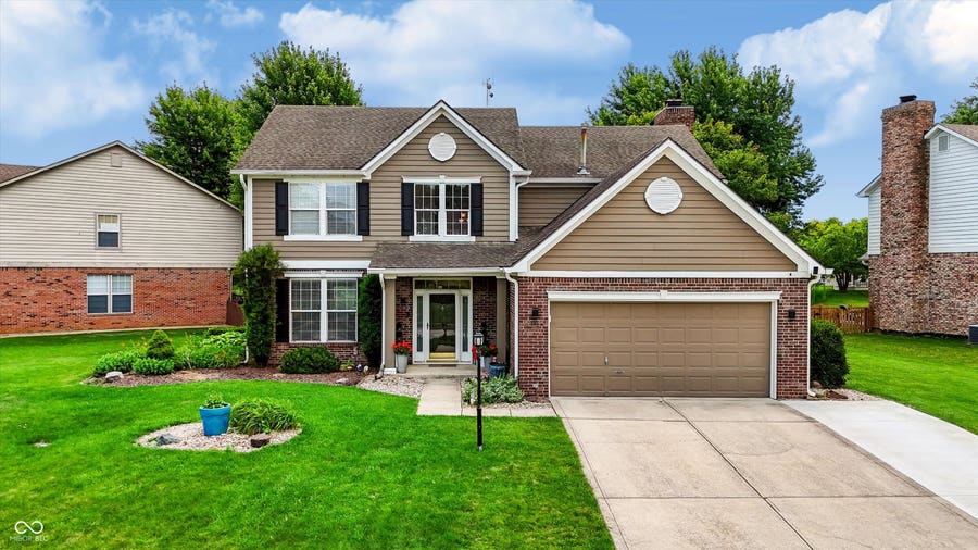 Property photo for 1049 Statesman Drive, Brownsburg, IN