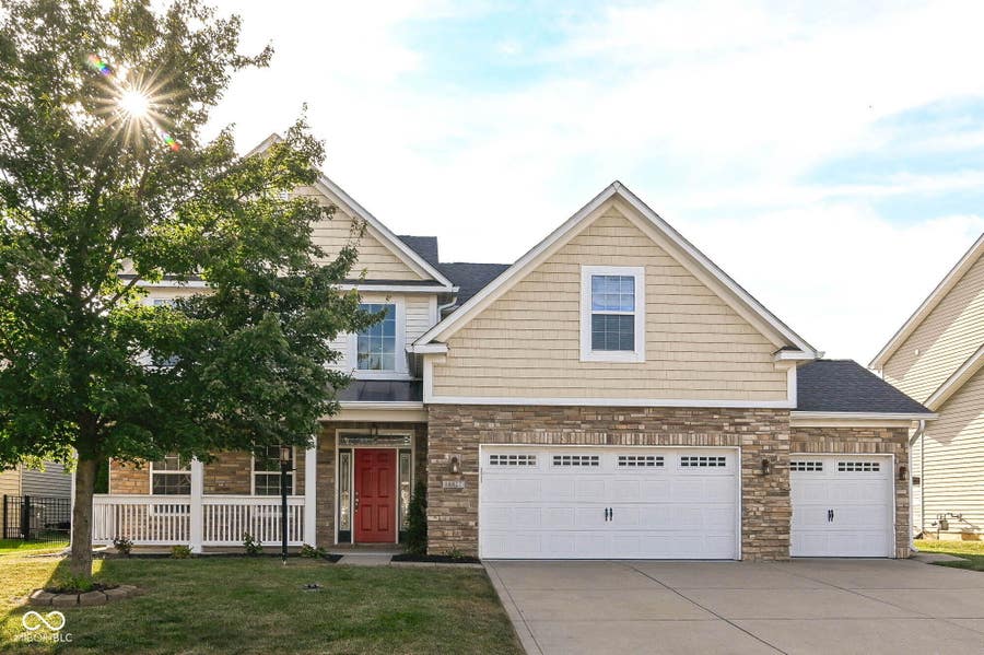 Property photo for 18827 Tillamook Run E, Noblesville, IN