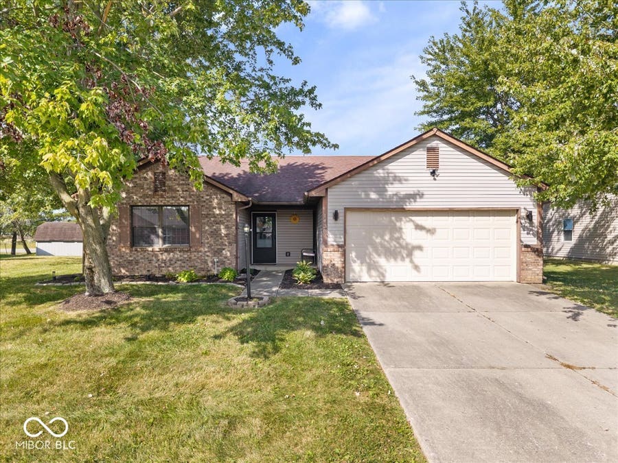 Property photo for 1438 Cumberland Way, Indianapolis, IN