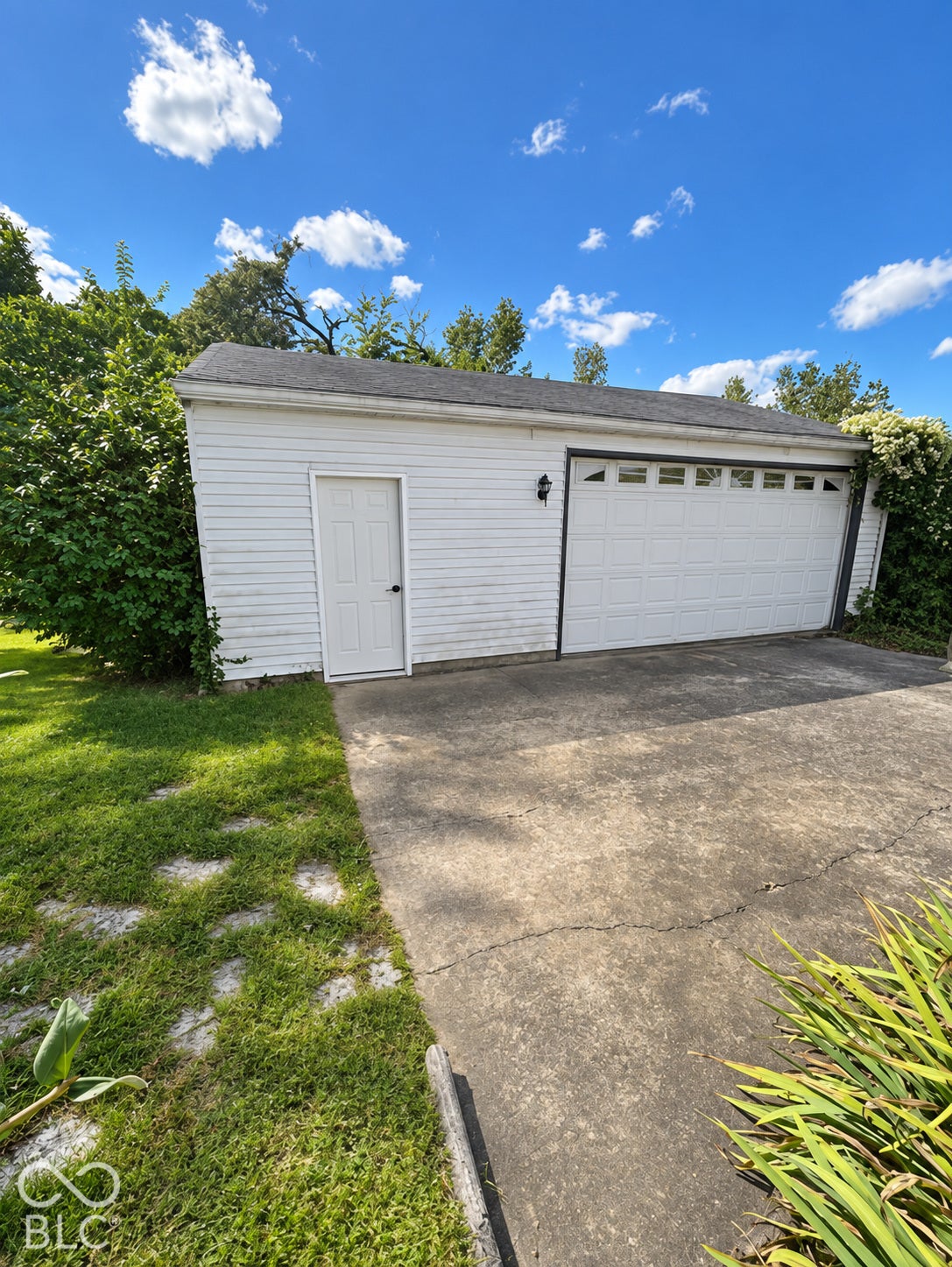 9033 Caminito Court, Indianapolis, IN 46234
