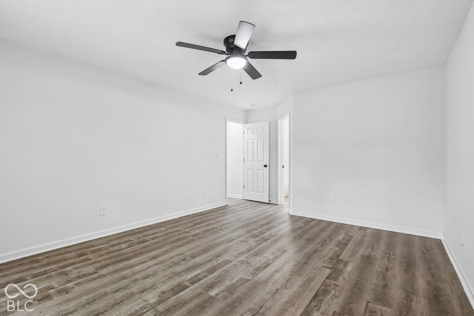 976 Webb Drive, Greenfield, IN 46140 976 Webb Drive, Greenfield, IN 46140