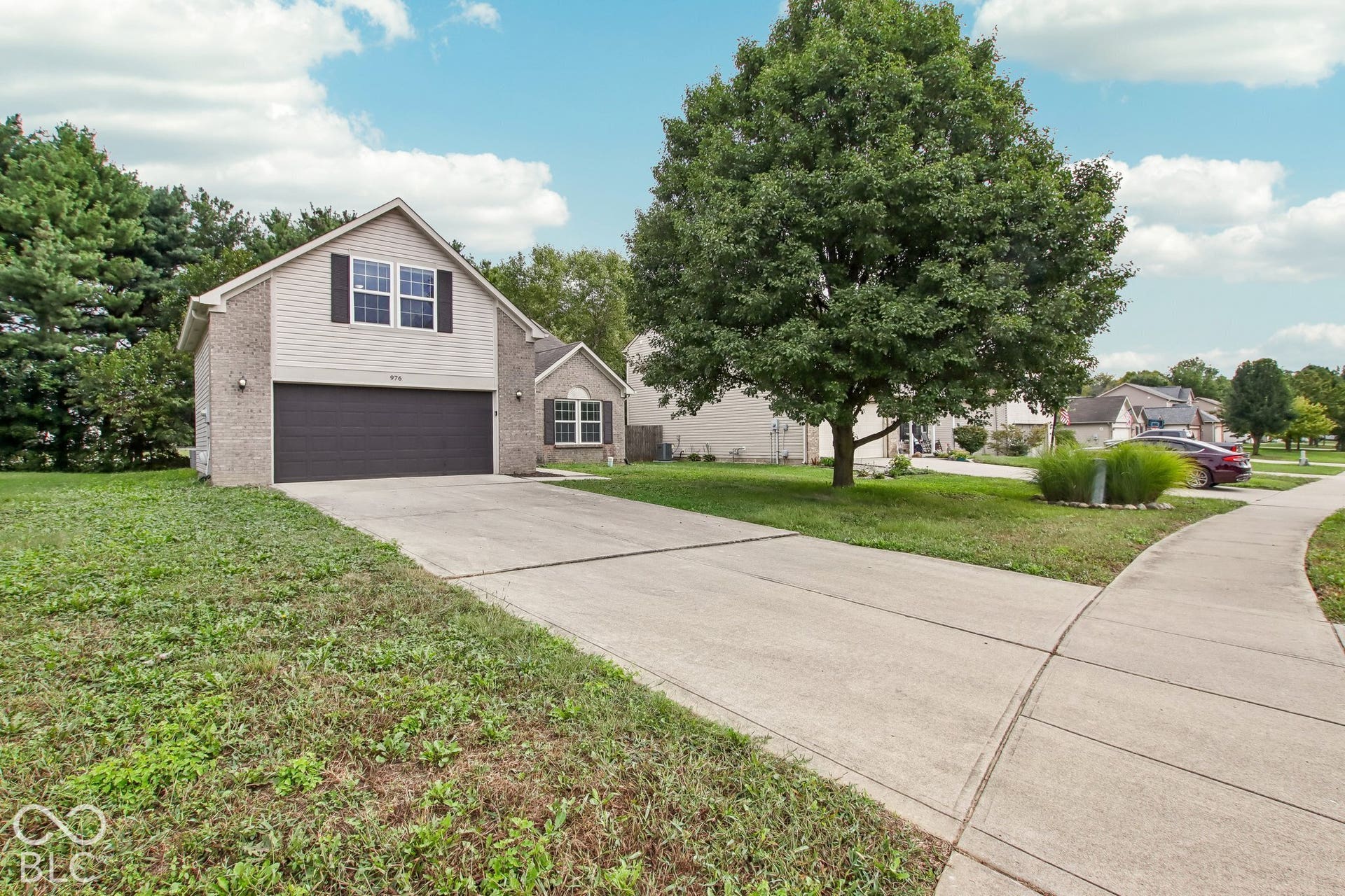 976 Webb Drive, Greenfield, IN 46140 976 Webb Drive, Greenfield, IN 46140
