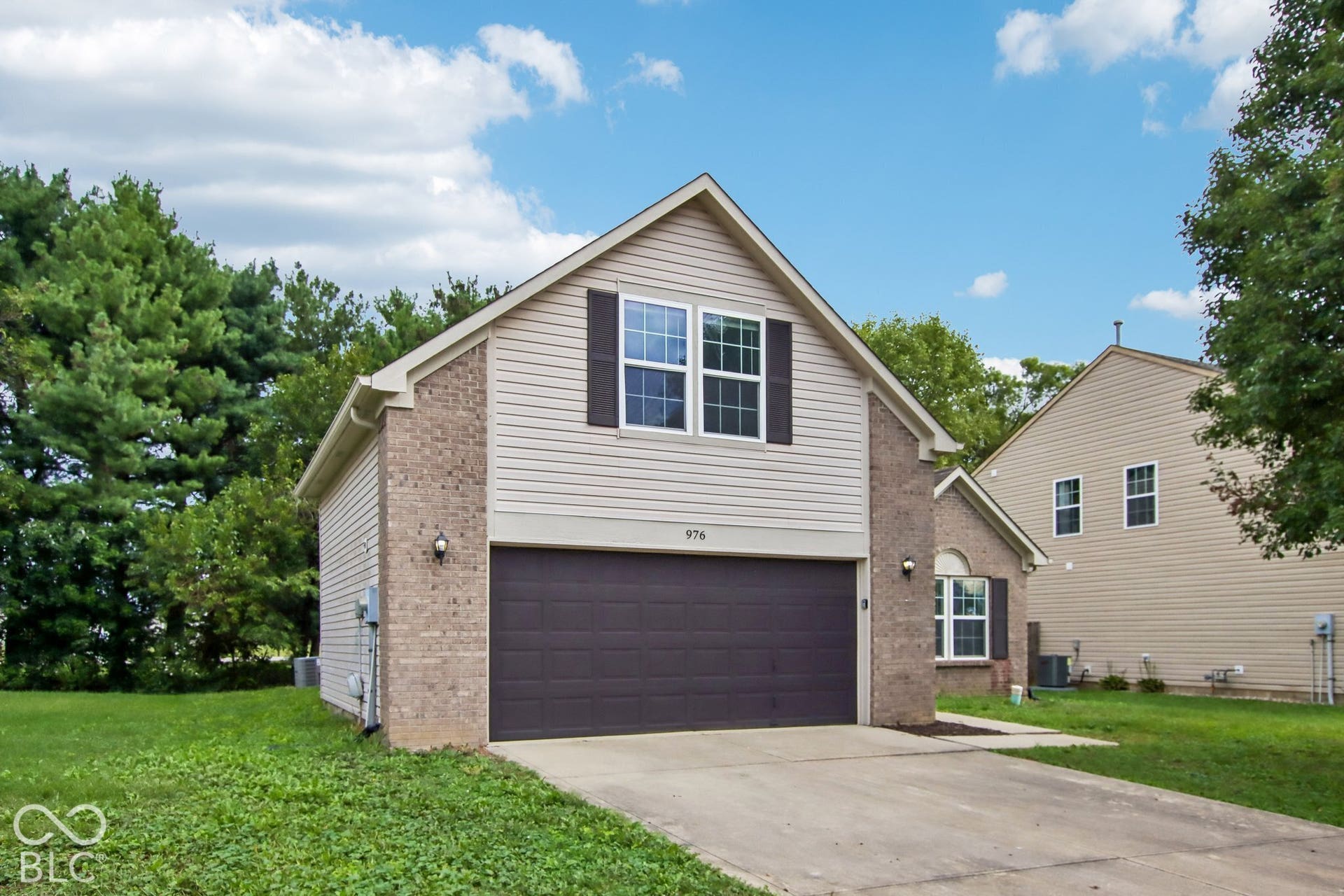976 Webb Drive, Greenfield, IN 46140 976 Webb Drive, Greenfield, IN 46140