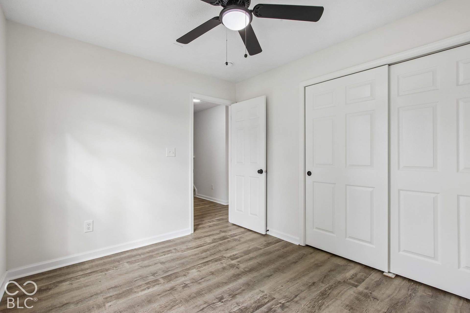 976 Webb Drive, Greenfield, IN 46140 976 Webb Drive, Greenfield, IN 46140