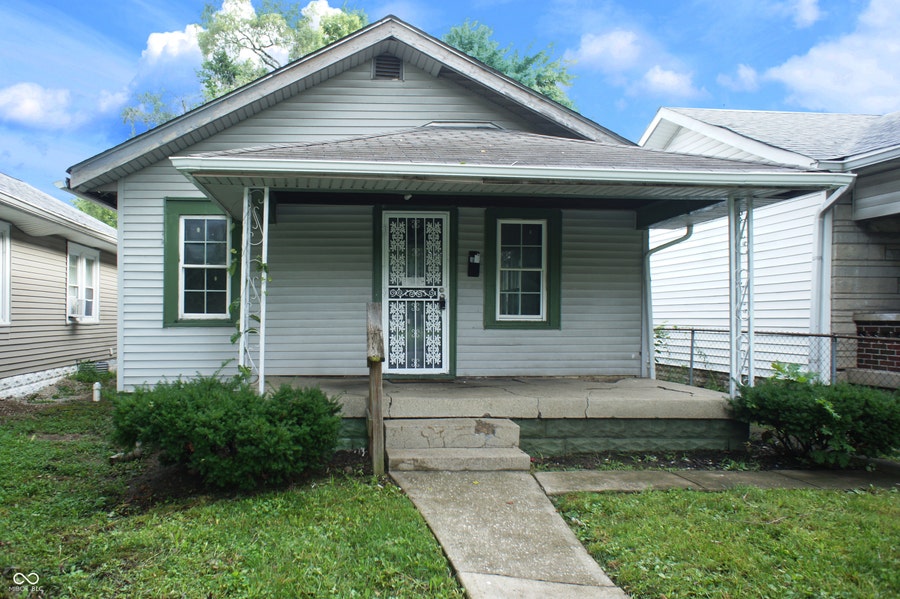 Property photo for 962 Burdsal Parkway, Indianapolis, IN