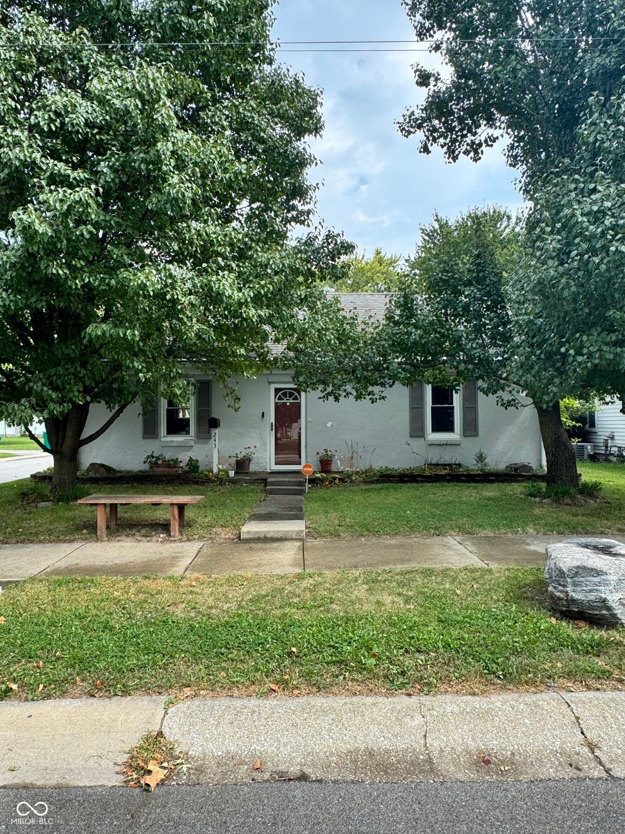 Property photo for 243 N Jefferson Street, Brownsburg, IN