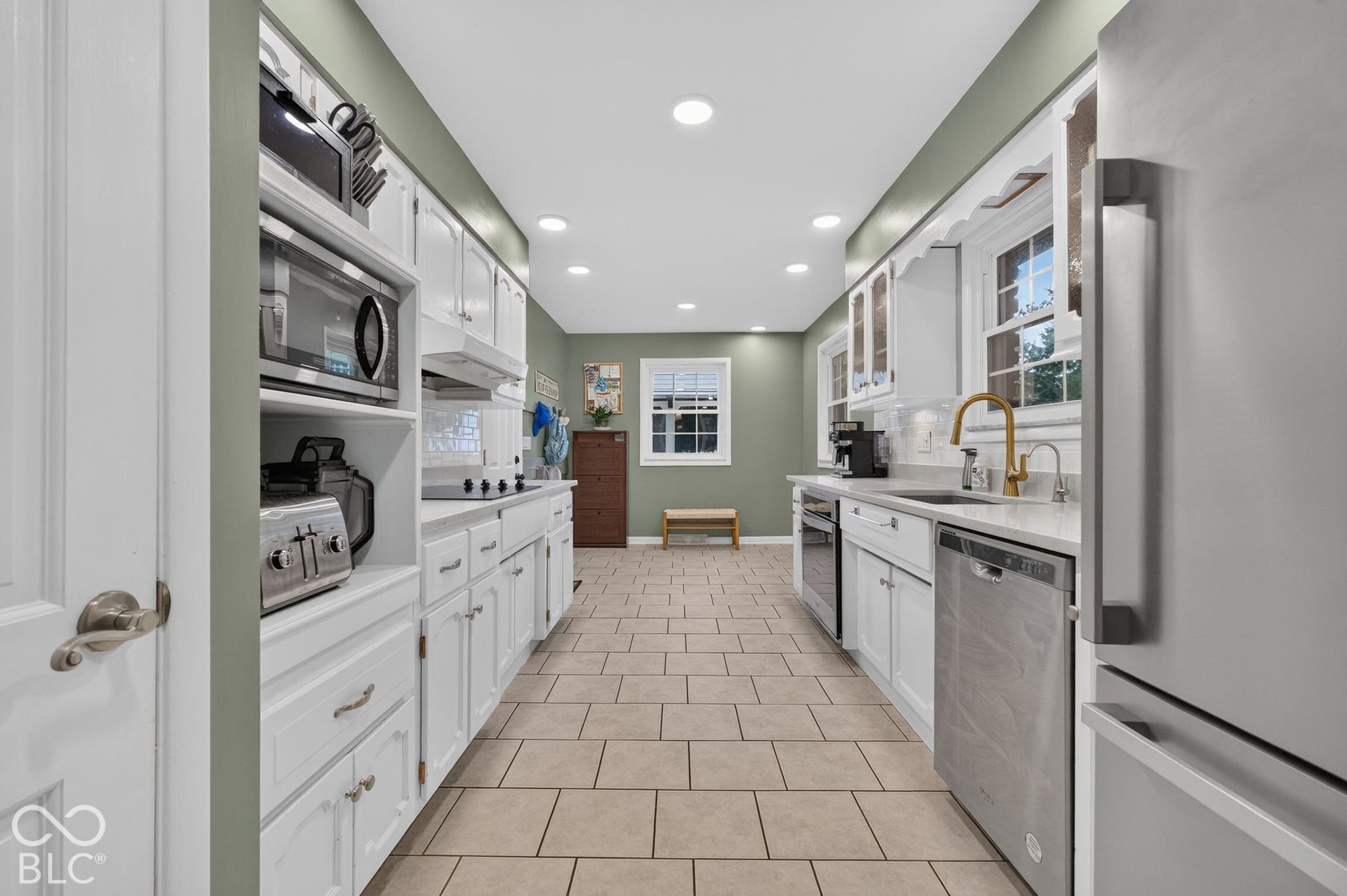 130 Beechmont Drive, Carmel, IN 46032