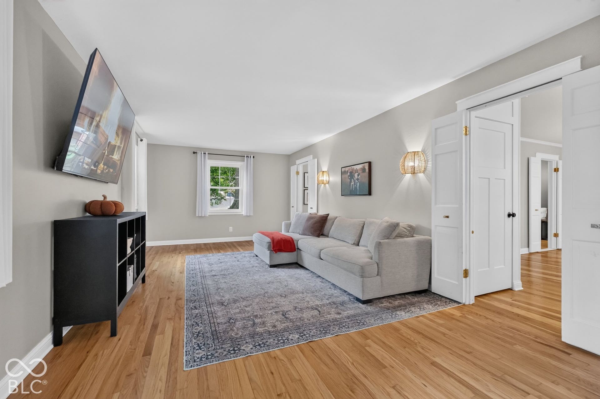 130 Beechmont Drive, Carmel, IN 46032