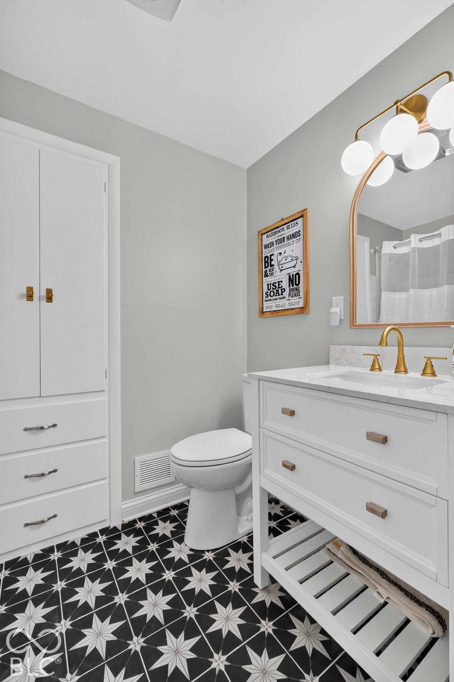 130 Beechmont Drive, Carmel, IN 46032