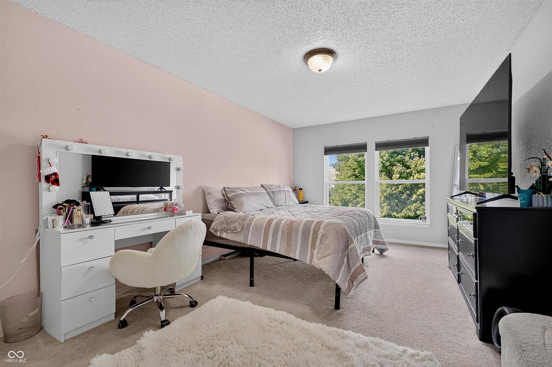 5641 Buck Drive, Noblesville, IN 46062