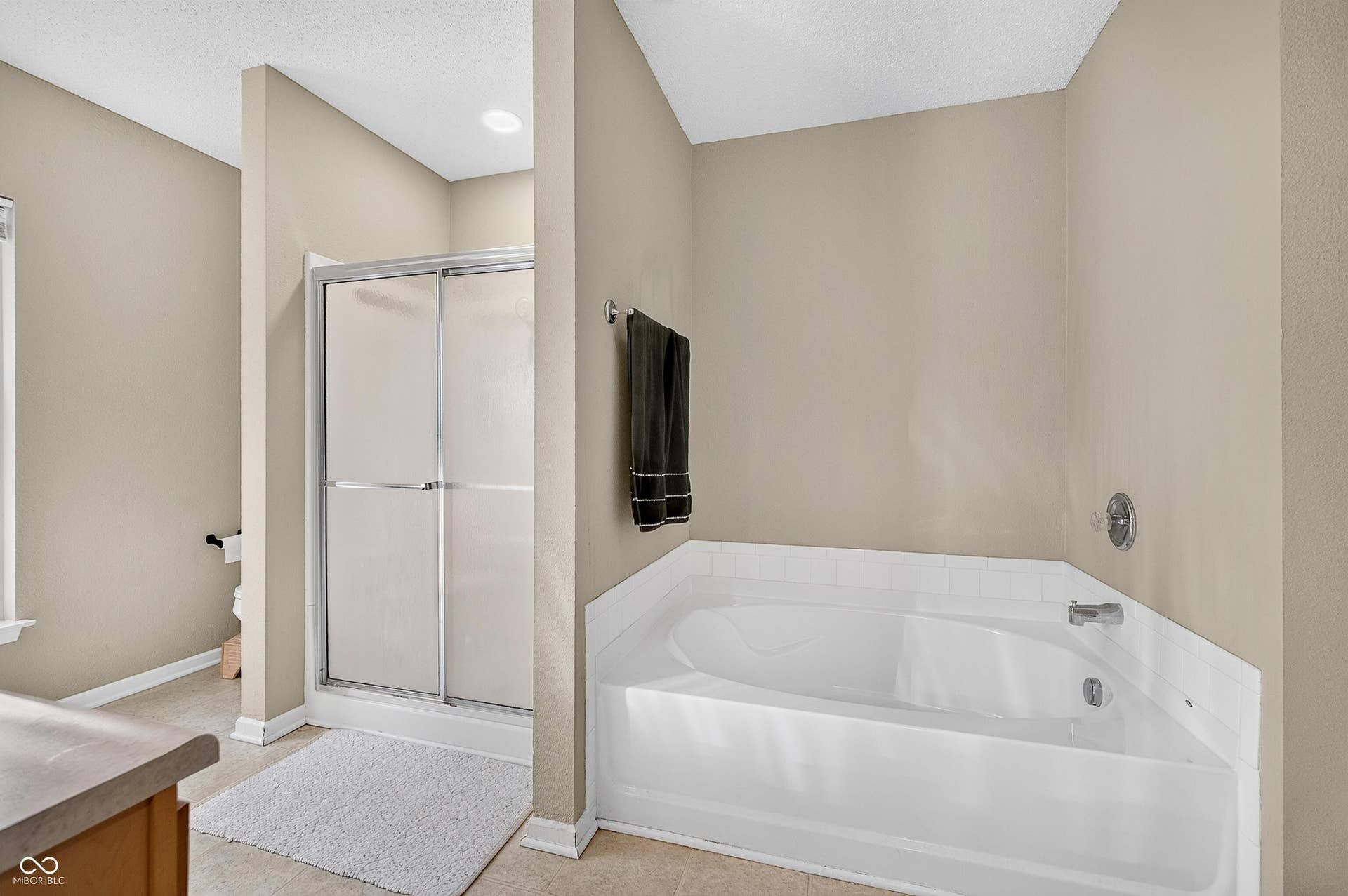 5641 Buck Drive, Noblesville, IN 46062