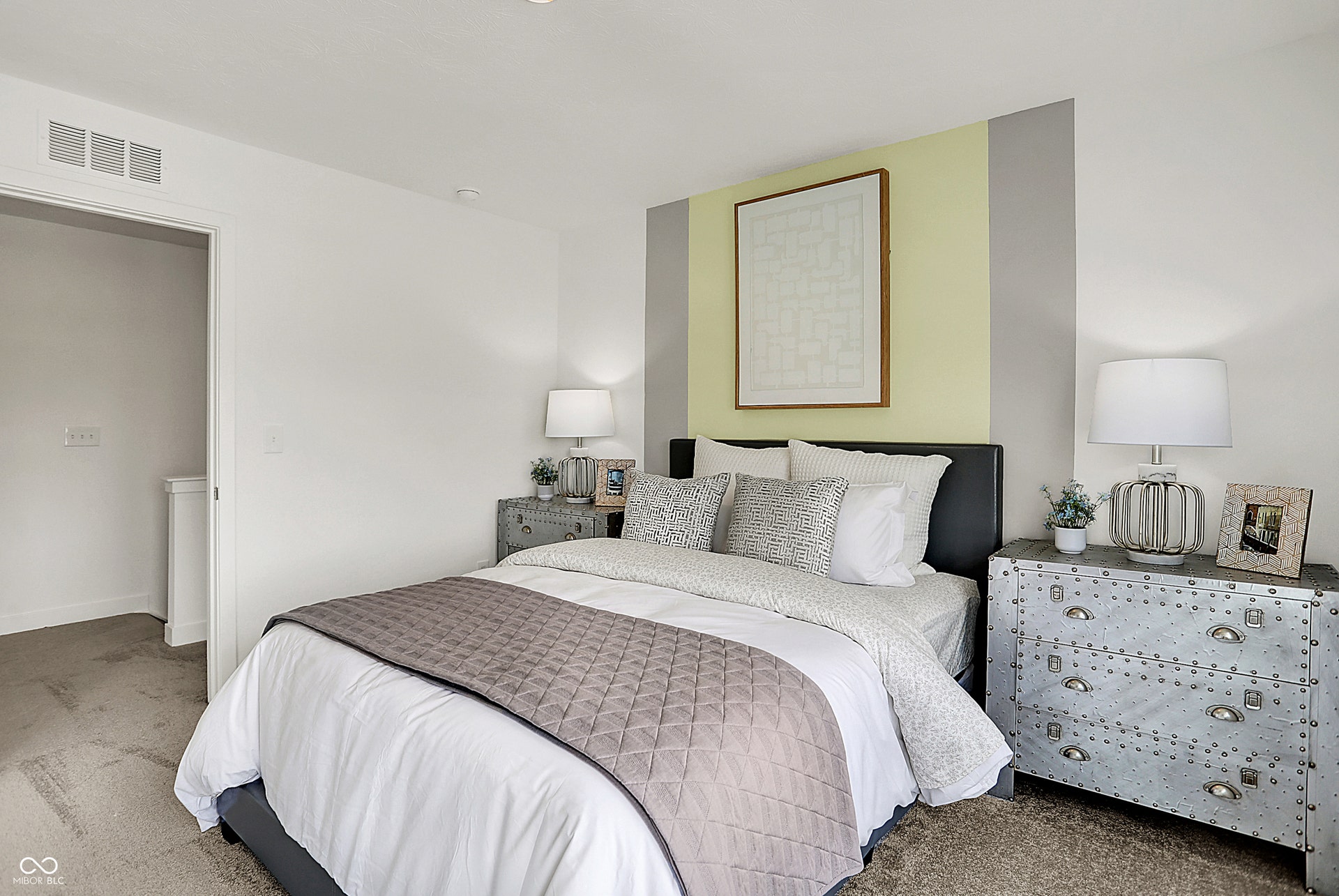 209 Riley Rae Way, Greenfield, IN 46140