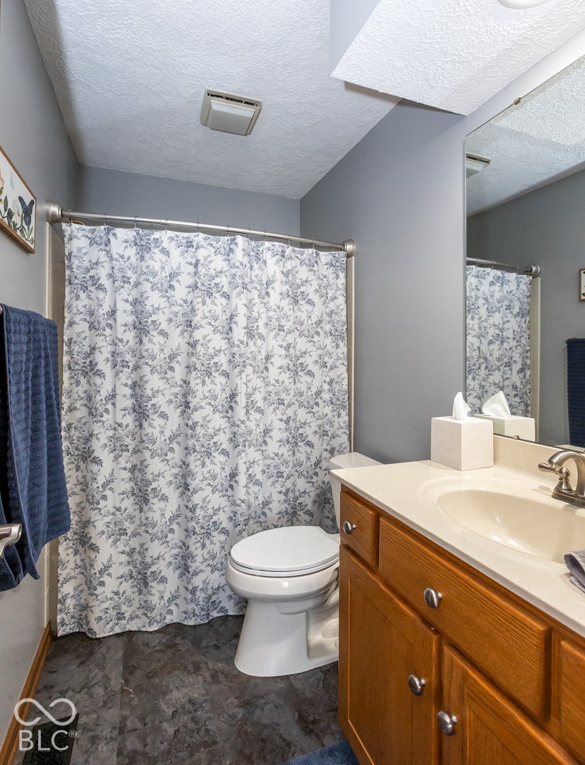 4602 Aldersgate Drive, Carmel, IN 46033
