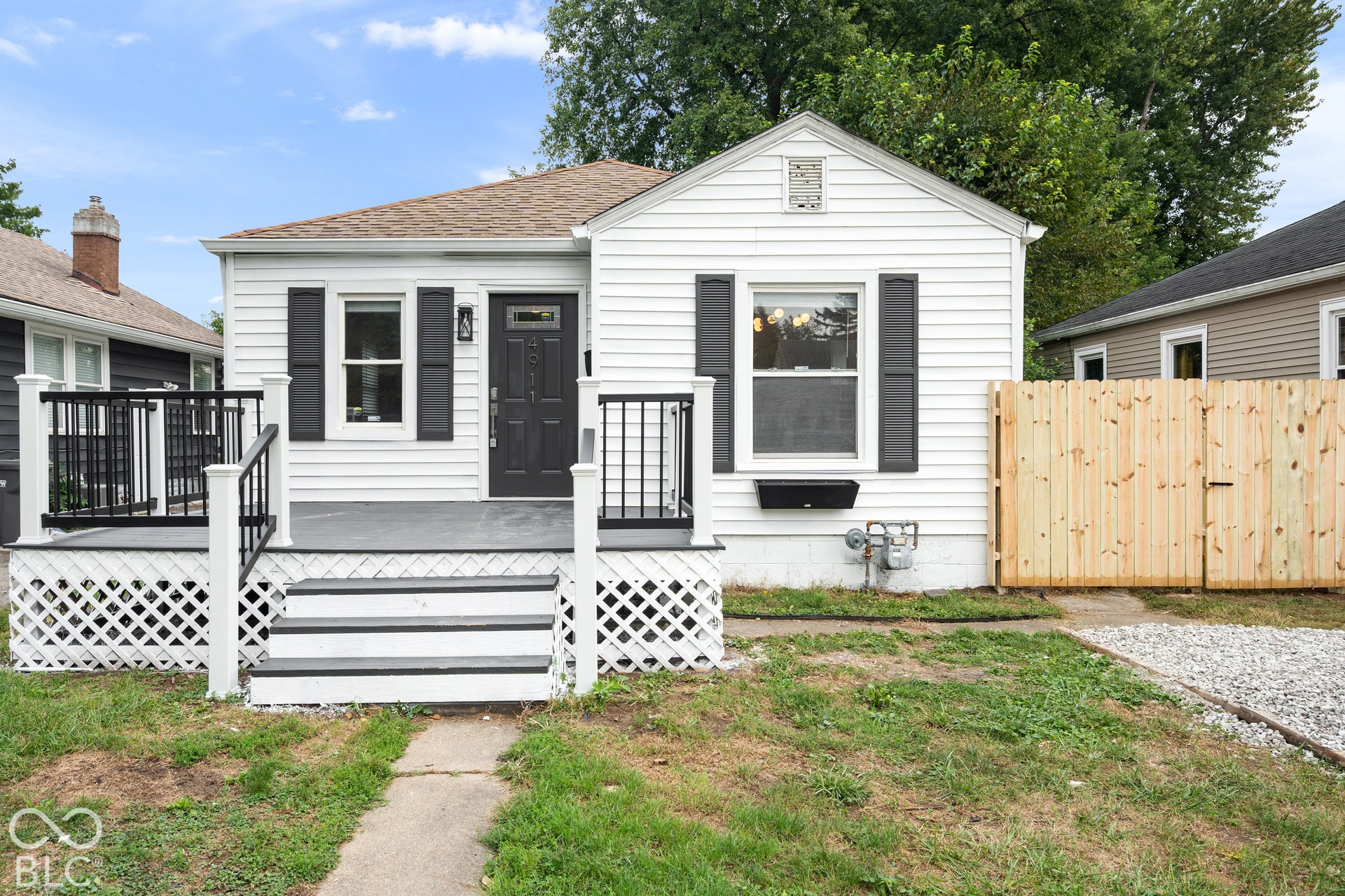 4911 Rosslyn Avenue, Indianapolis, IN 46205 Front Exterior