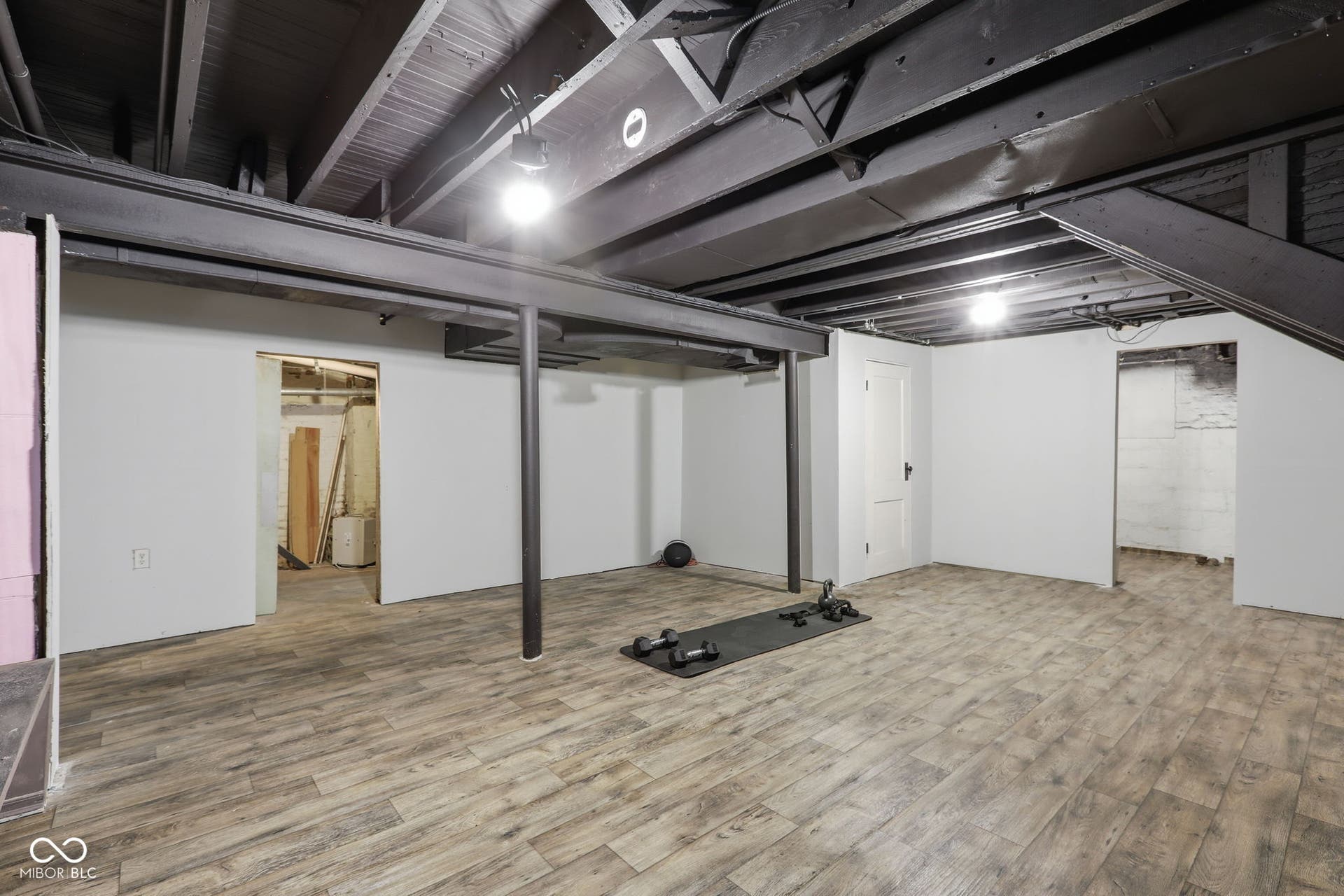 6654 N College Avenue, Indianapolis, IN 46220