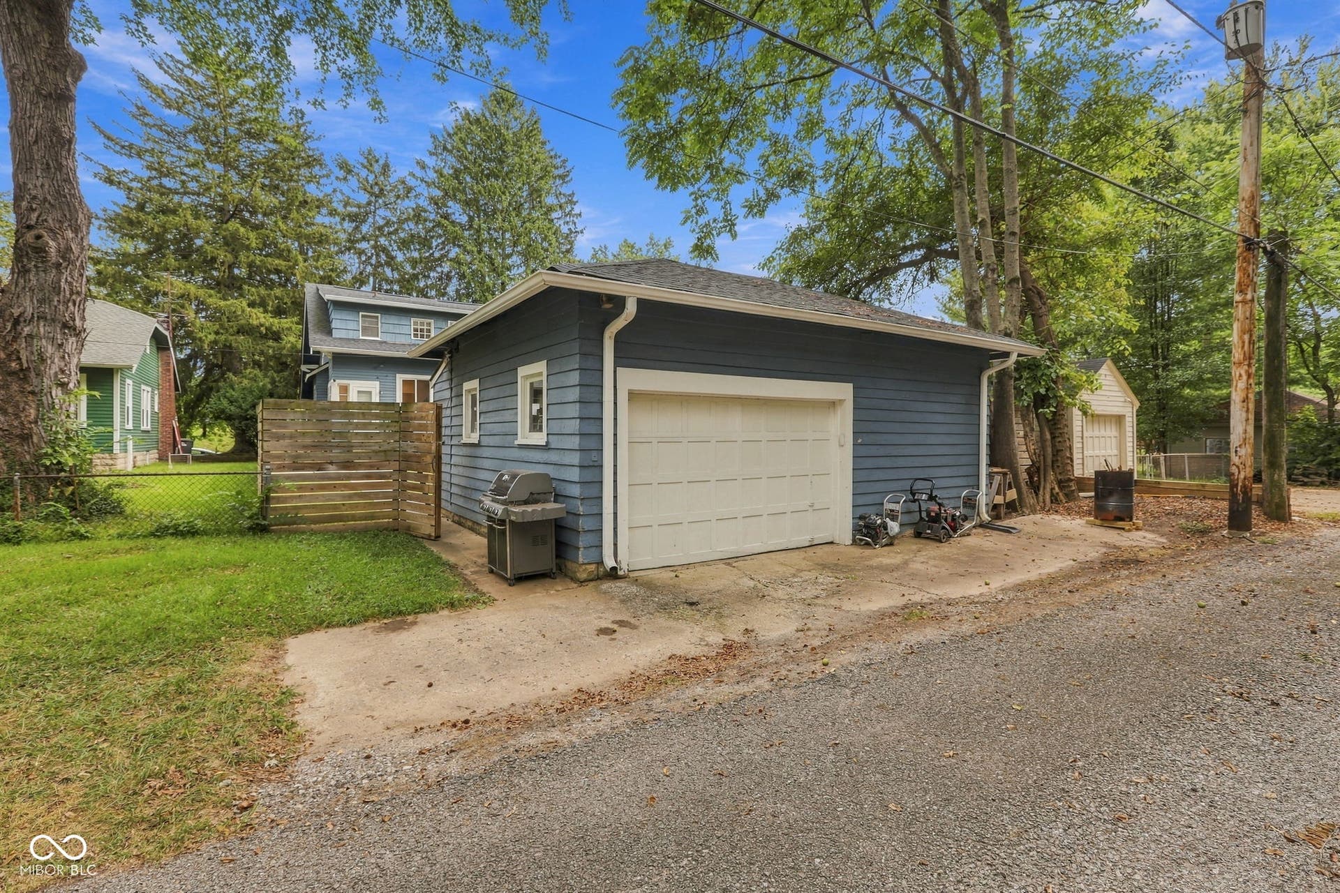 6654 N College Avenue, Indianapolis, IN 46220
