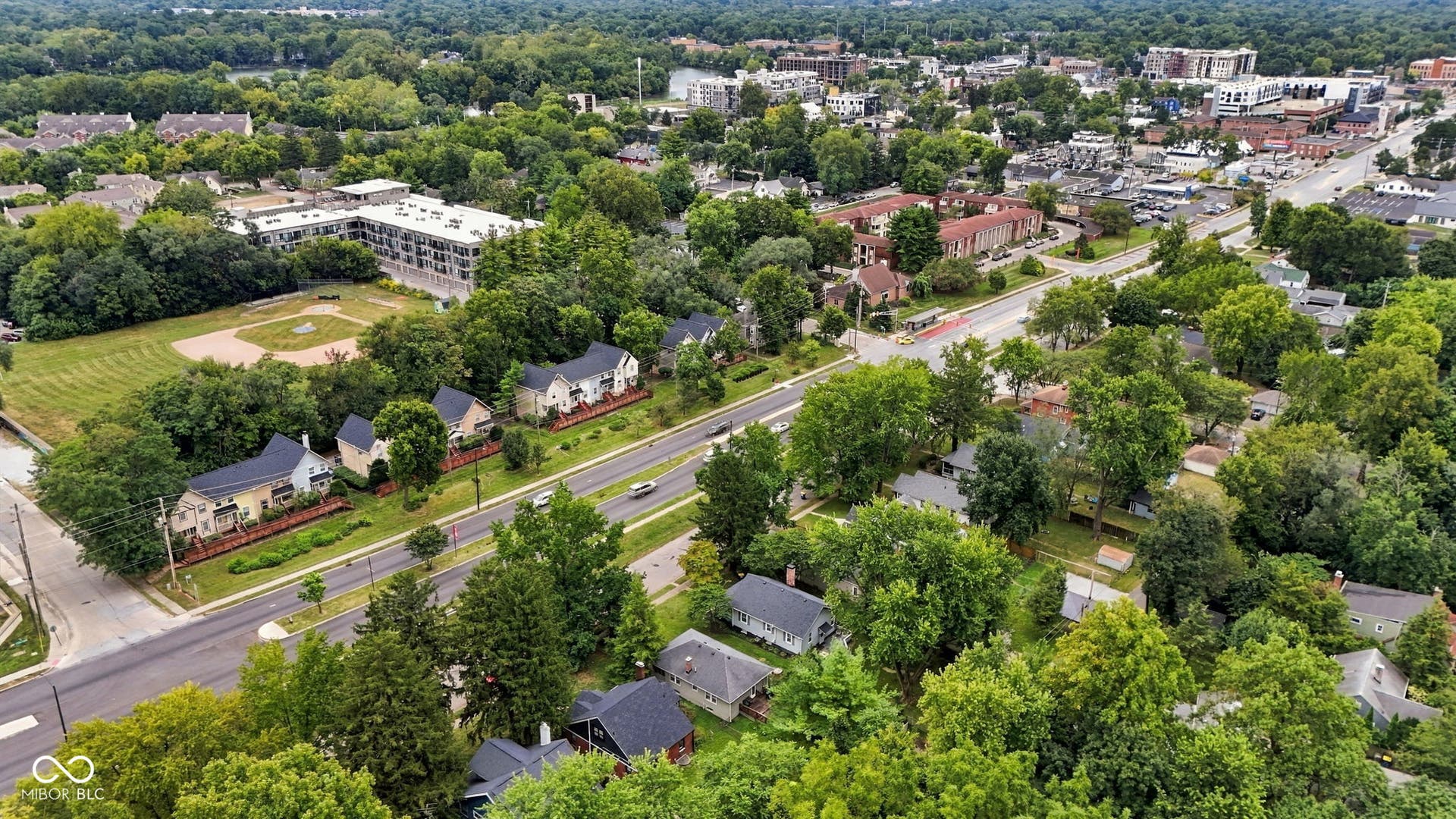 6654 N College Avenue, Indianapolis, IN 46220