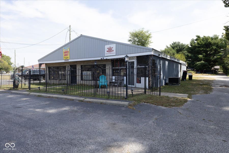 Property photo for 2323 Lafayette Avenue, Terre Haute, IN