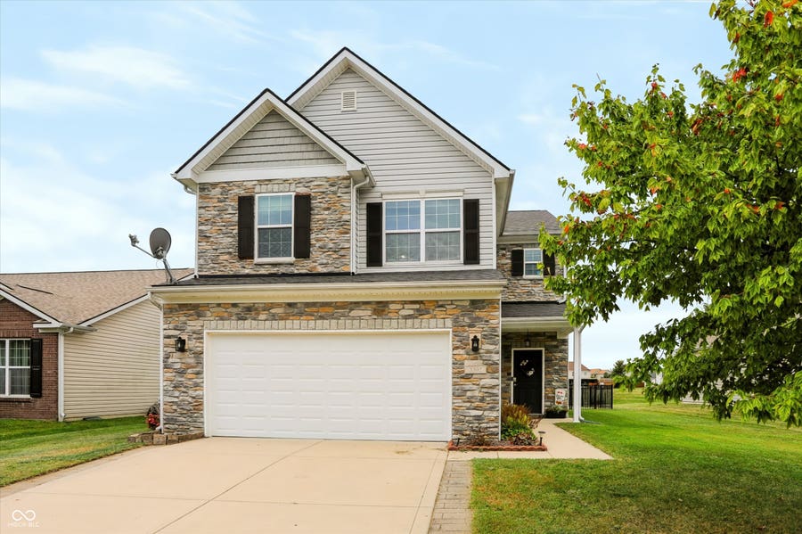 Property photo for 3392 Roundlake Lane, Whitestown, IN