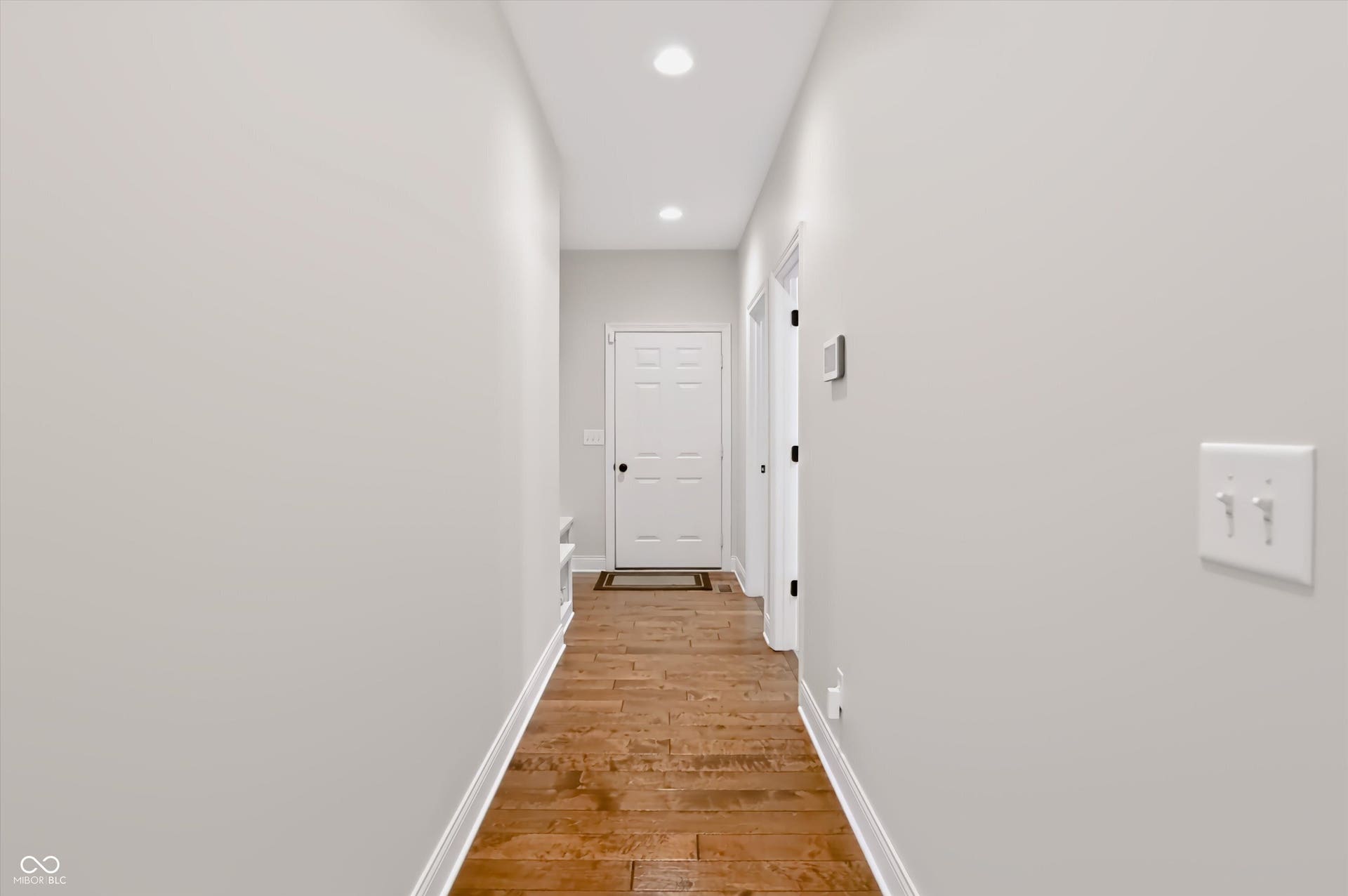 1812 Golden Field Drive, Greenwood, IN 46143