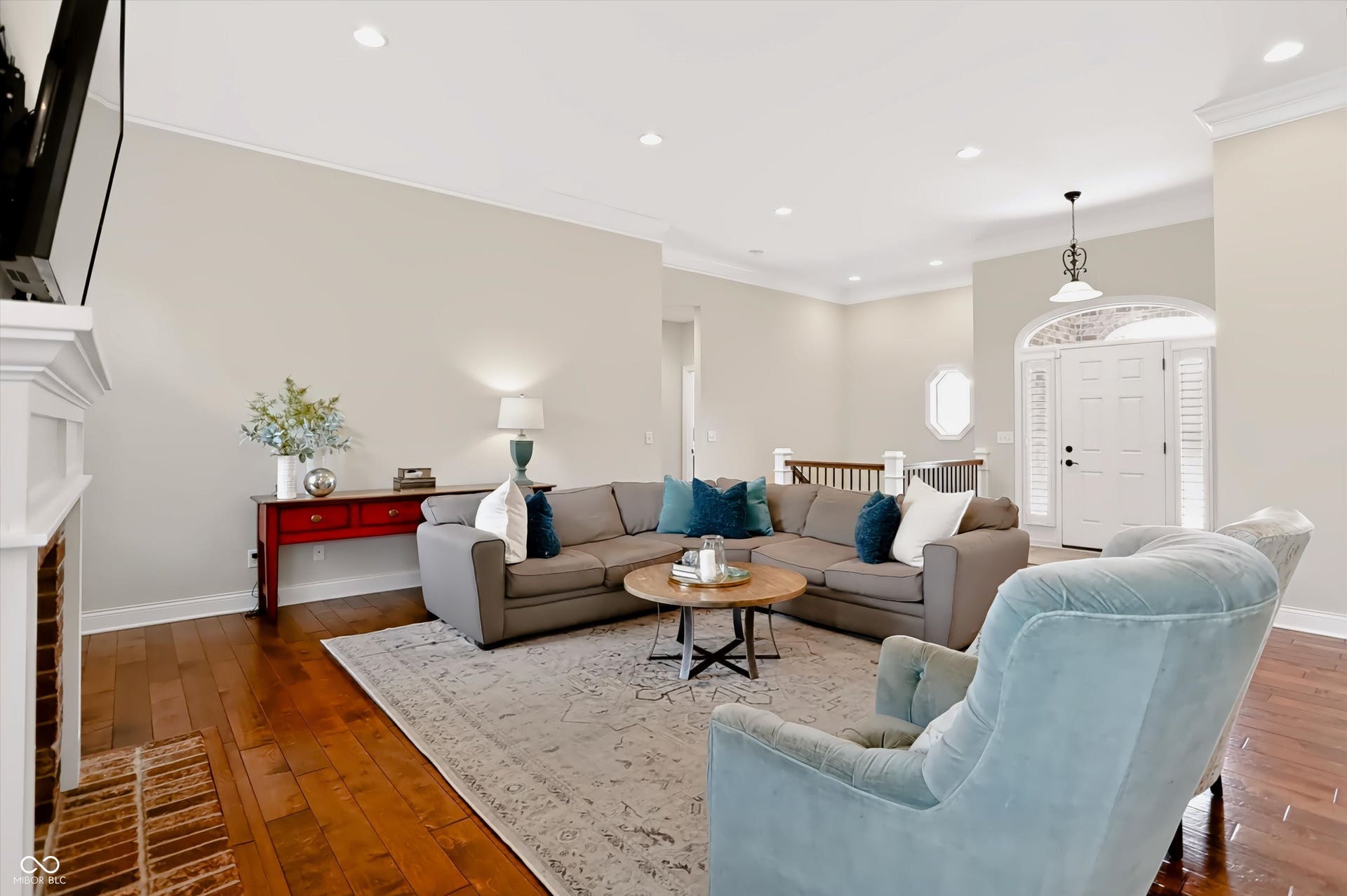 1812 Golden Field Drive, Greenwood, IN 46143